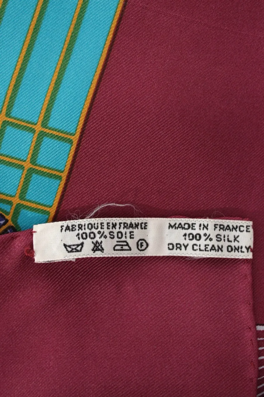 1986 Hermès Kimonos et Inros Silk Scarf