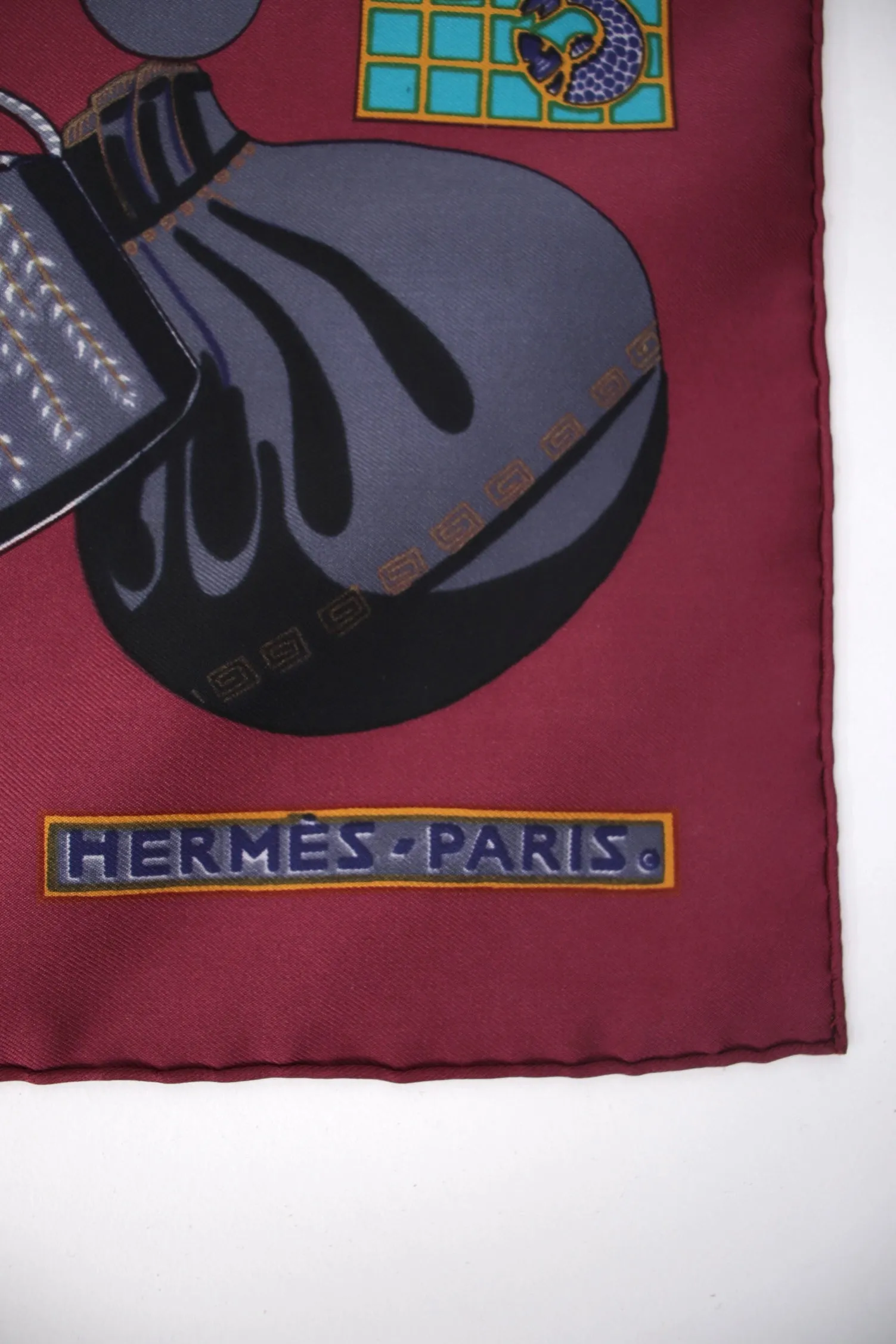 1986 Hermès Kimonos et Inros Silk Scarf