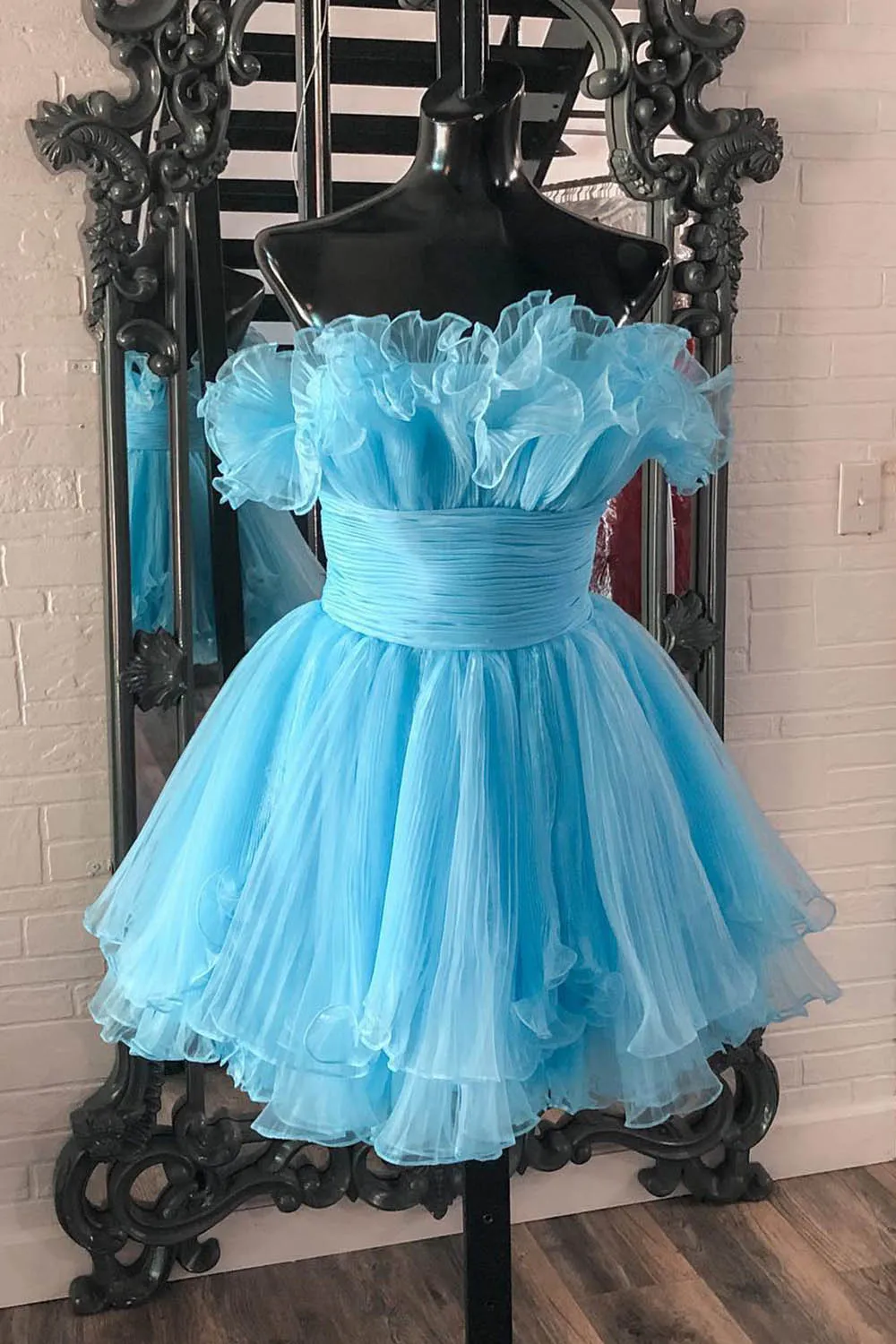 Amaia | Blue A-Line Strapless Ruffled Short Homecoming Dress