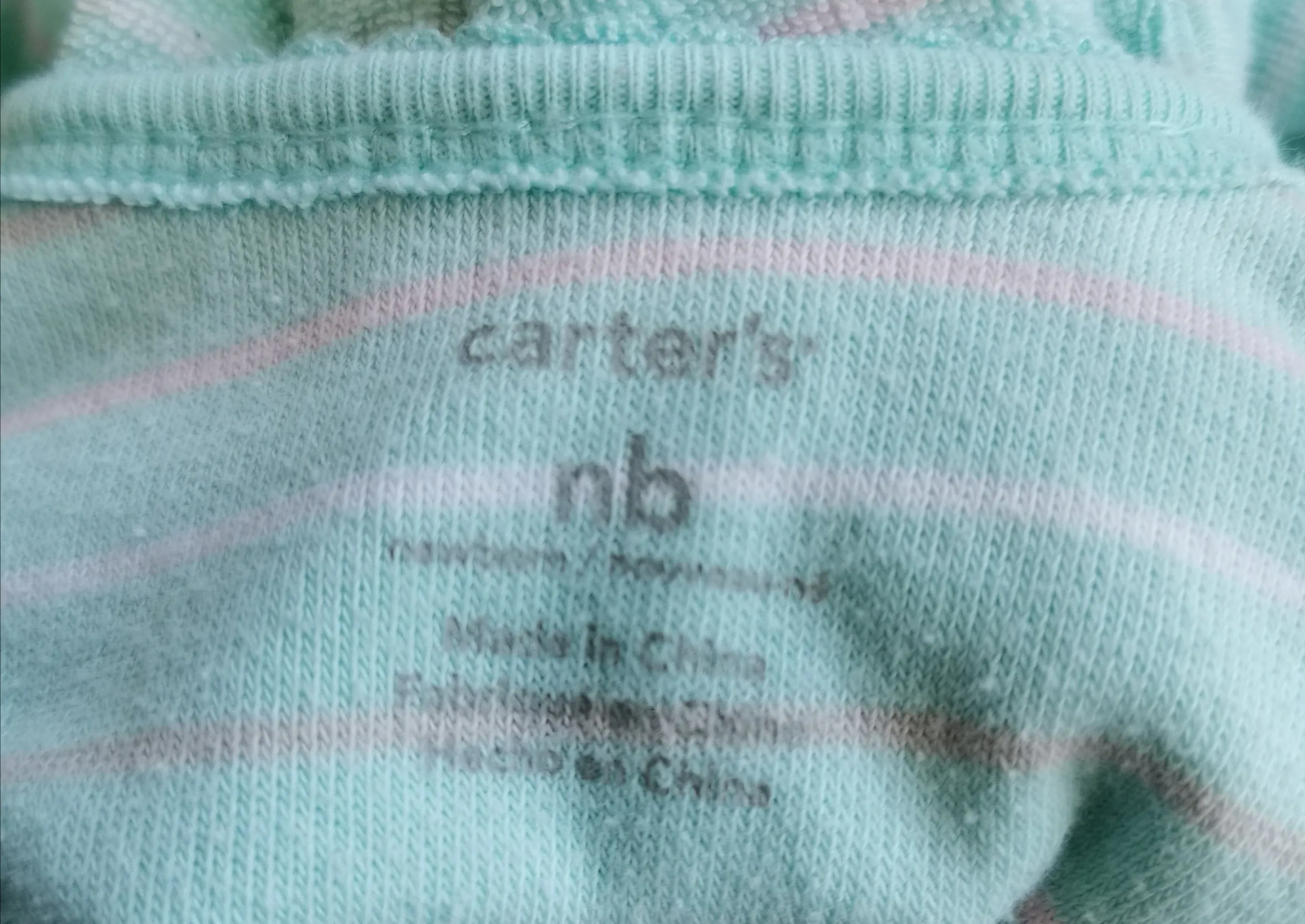 BABY GIRL SIZE NB - CARTER'S, 2-Pack Zippered One-pieces VGUC B32