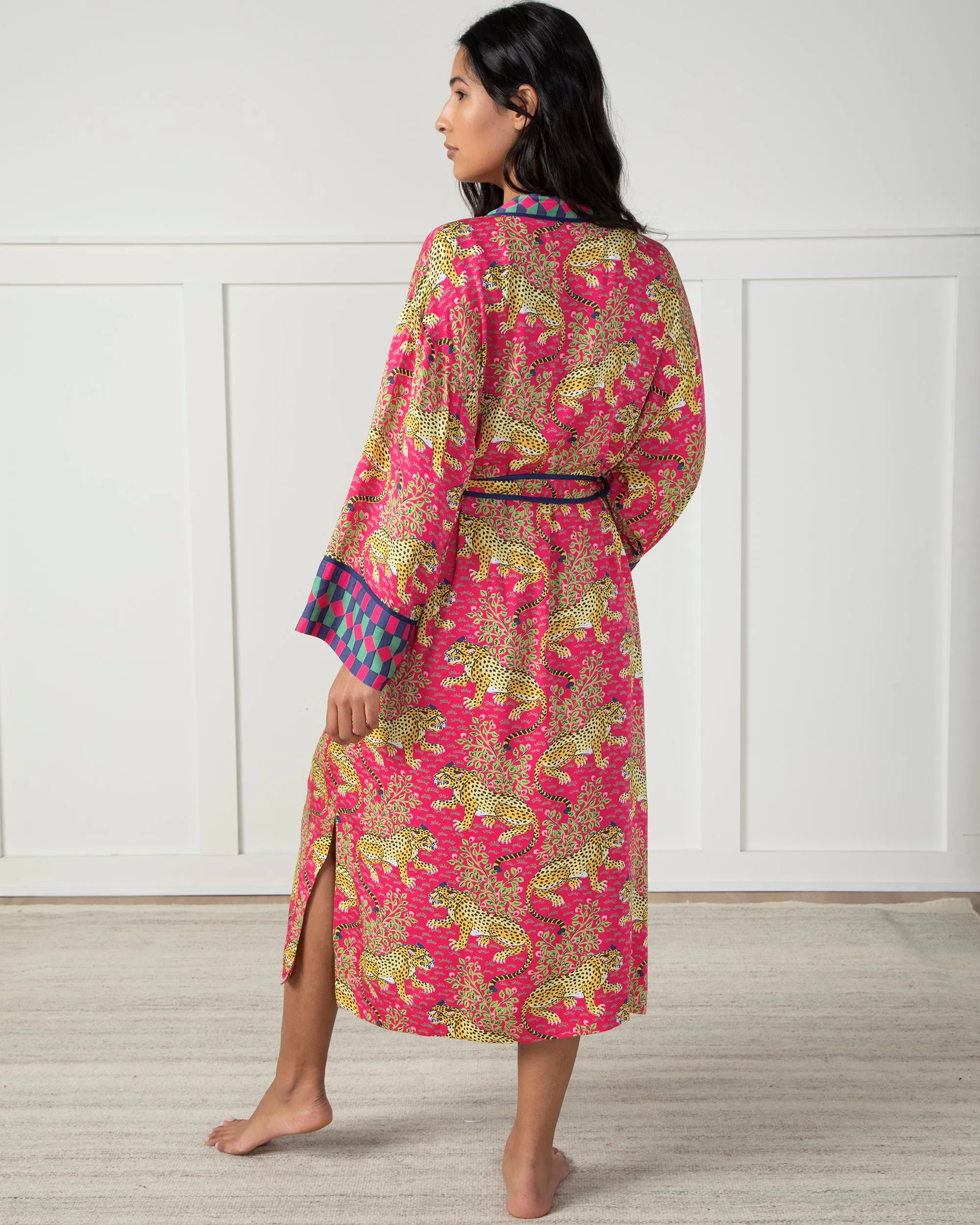 Bagheera - Satin Robe - Hot Pink