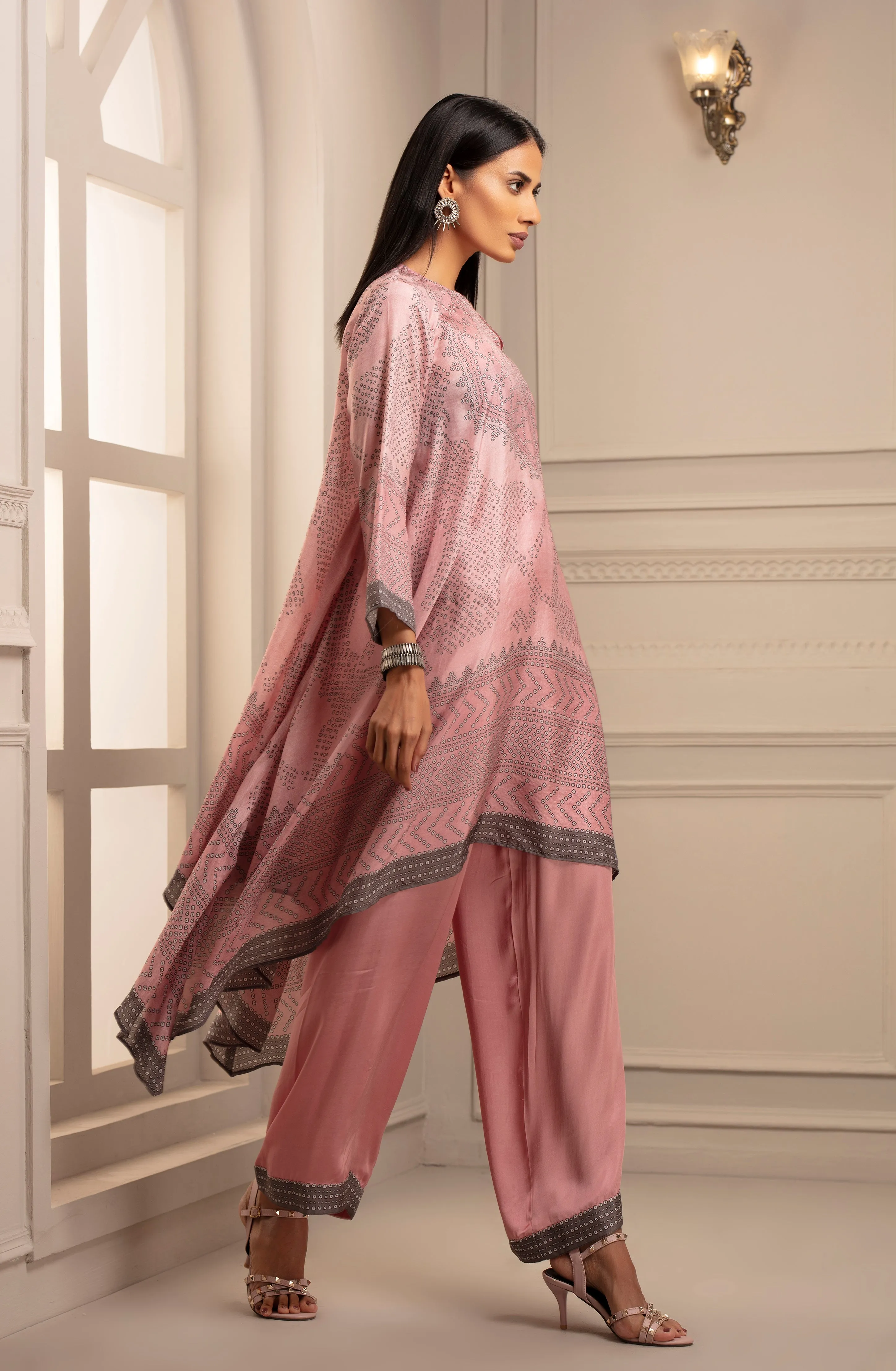Beendi : Navya Blush