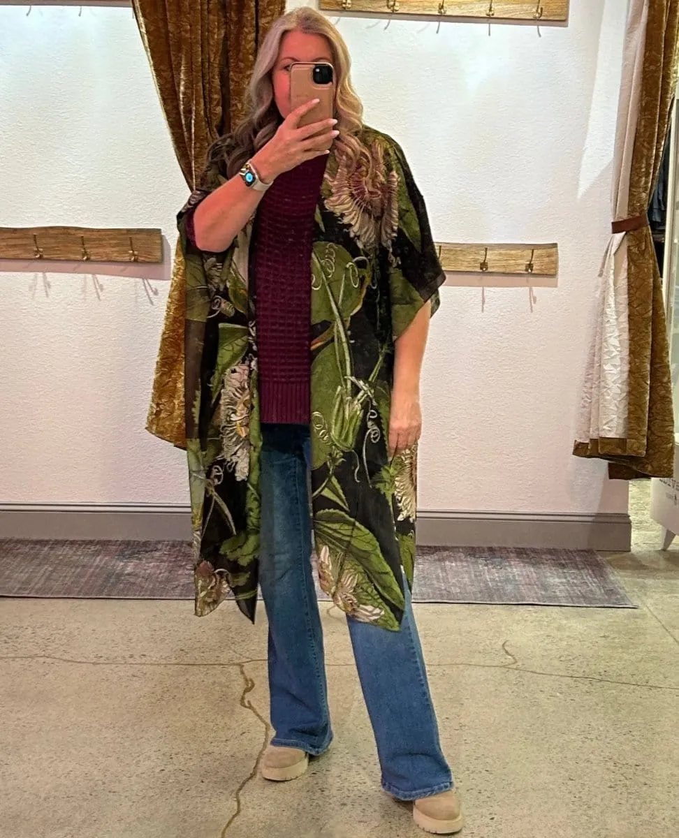 Black Passion Flower Mid Kimono