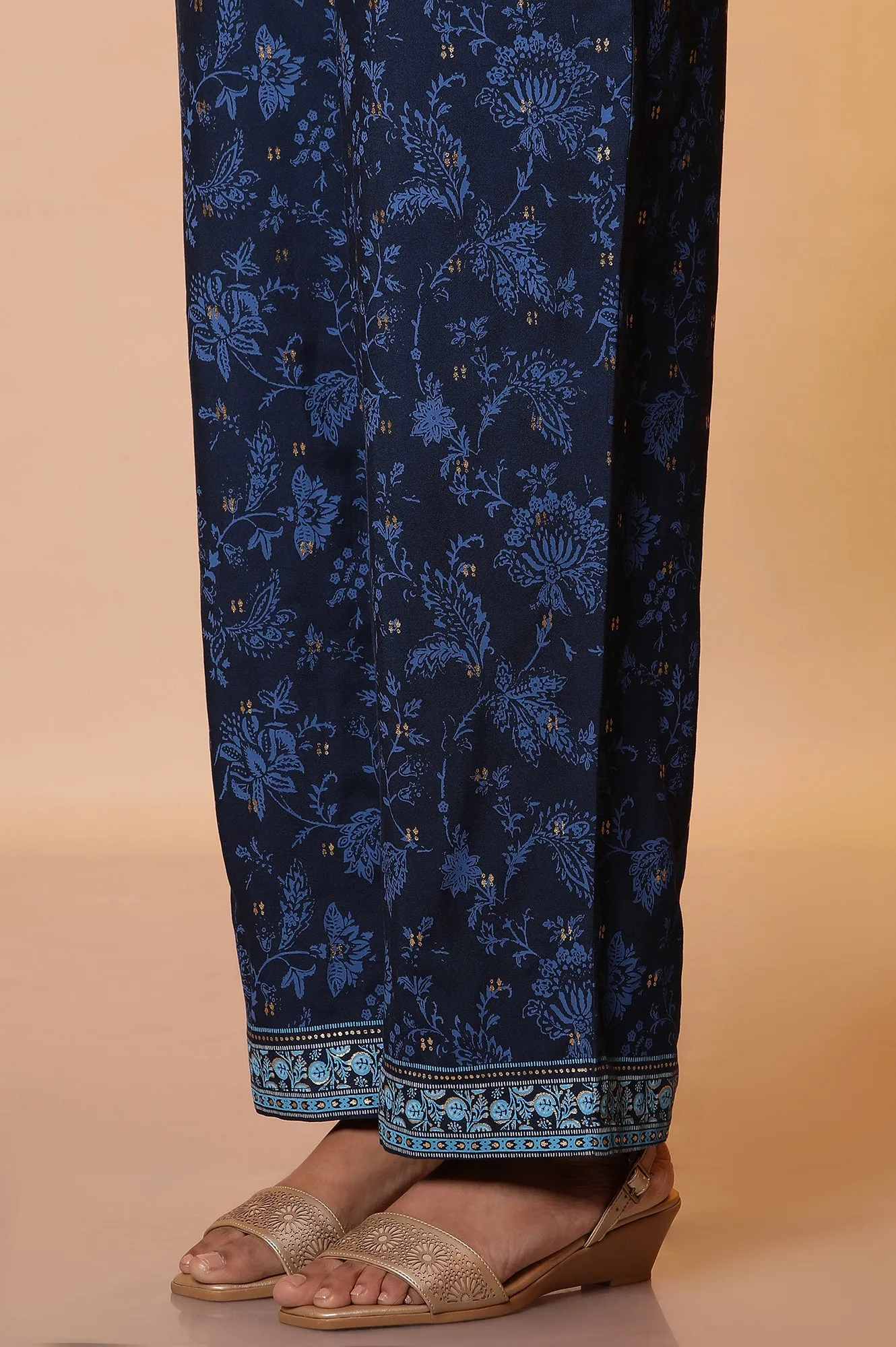 Blue Floral Printed Kurta with Zari Embroidery
