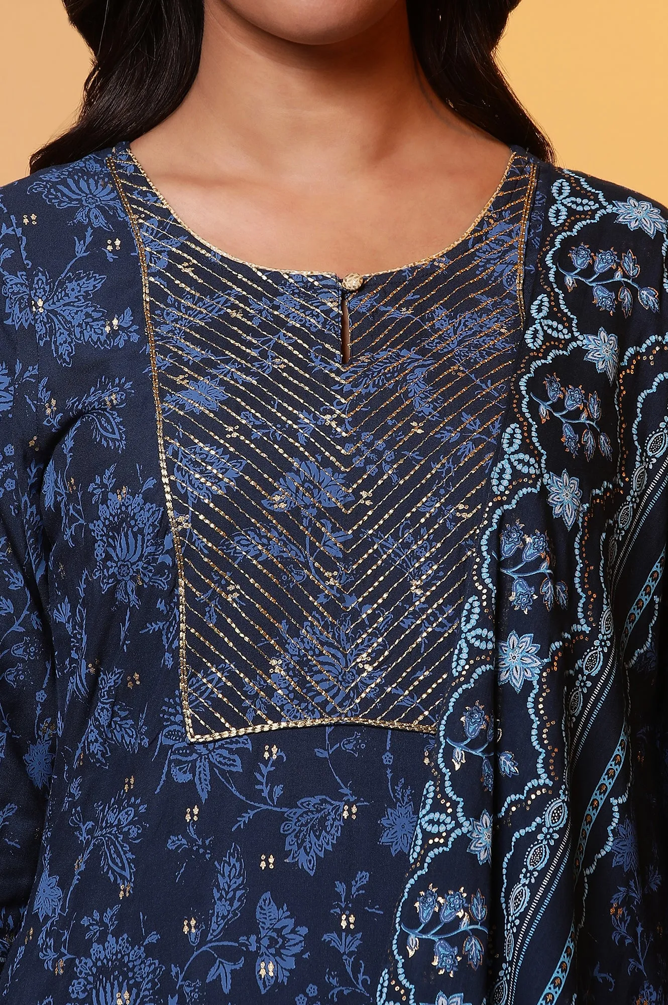 Blue Floral Printed Kurta with Zari Embroidery