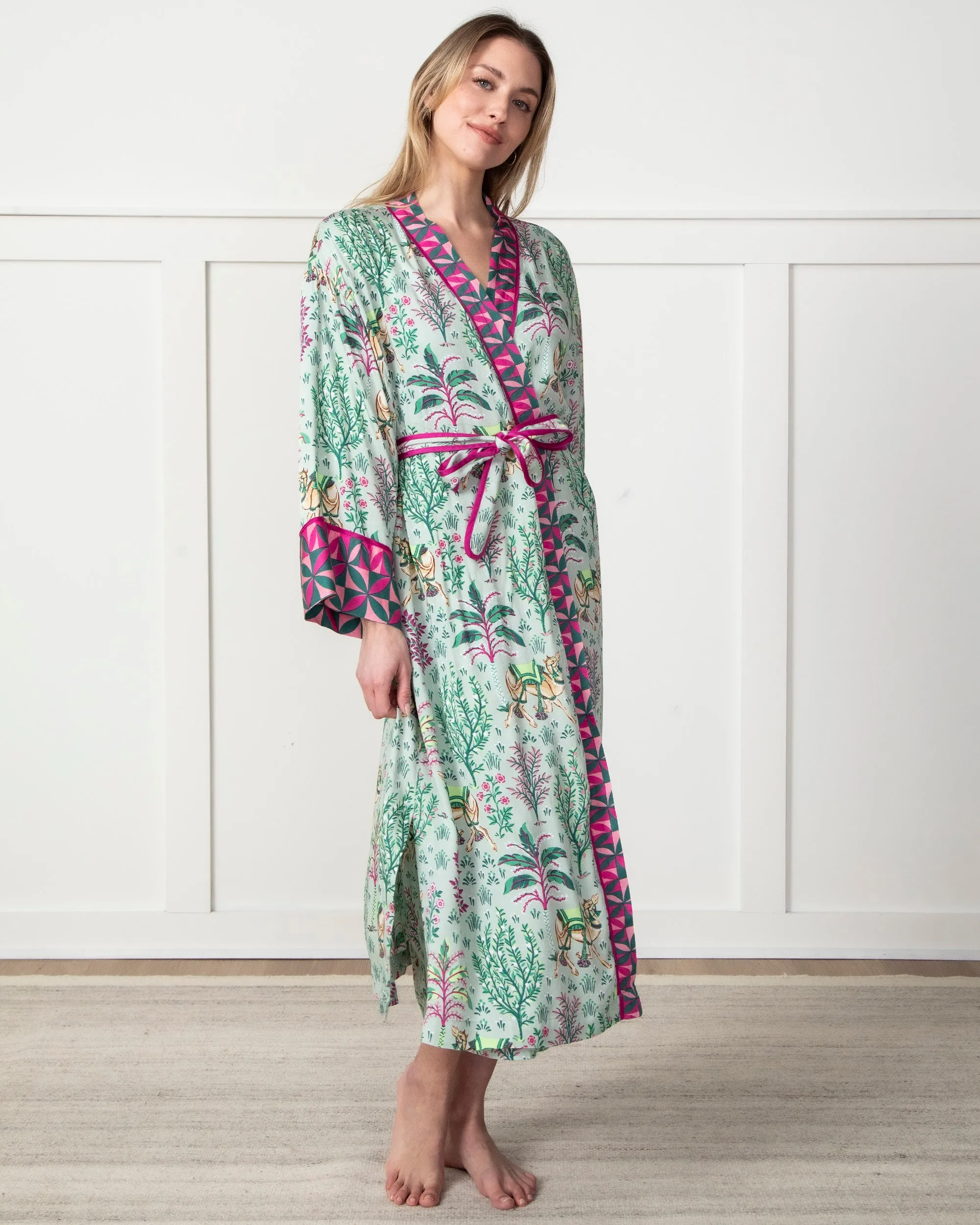 Camel's Courtyard - Satin Robe - Avocado