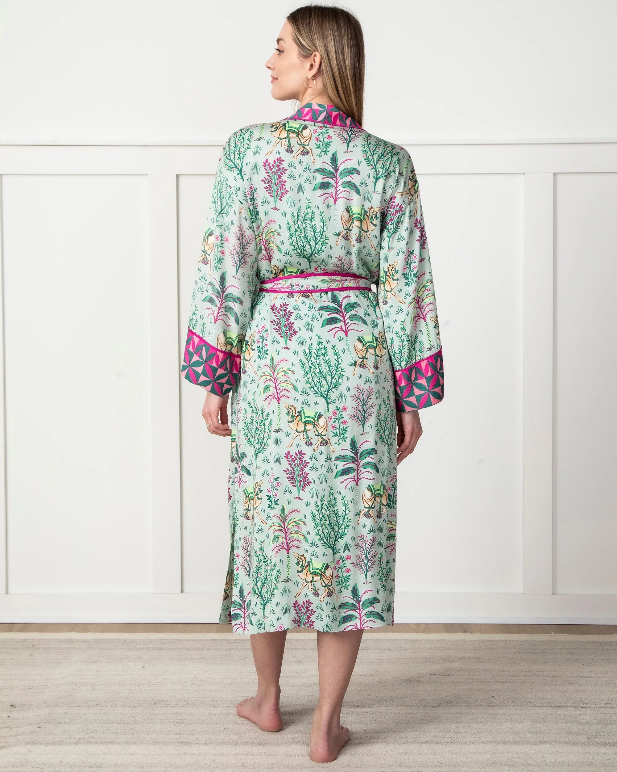 Camel's Courtyard - Satin Robe - Avocado