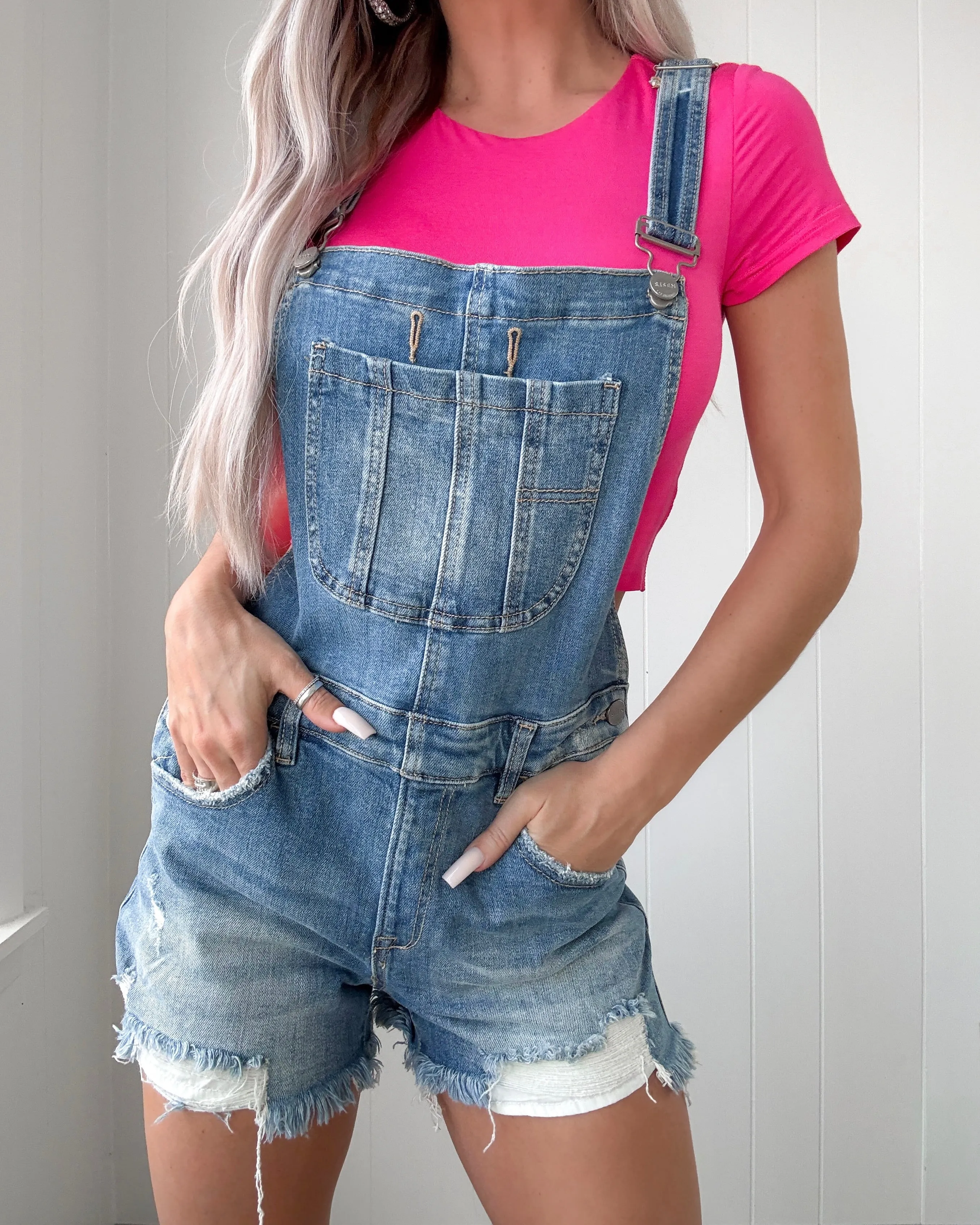 Charly Cutoff Short Overalls - Medium Wash