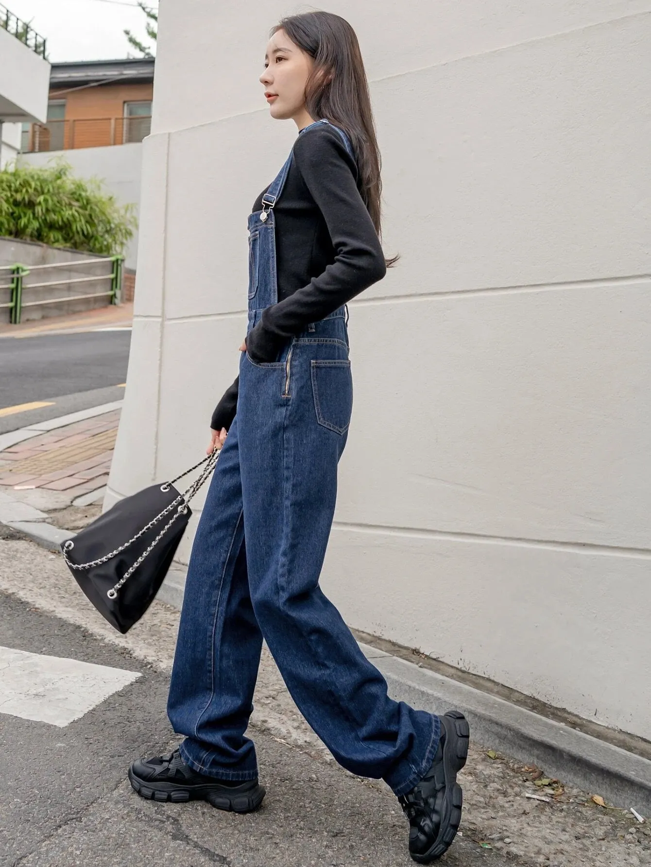 CM-JS385231 Women Preppy Seoul Style Medium Wash Slant Pocket Denim Overalls