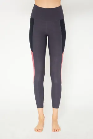Cover Girl label mid rise 7/8 leggings
