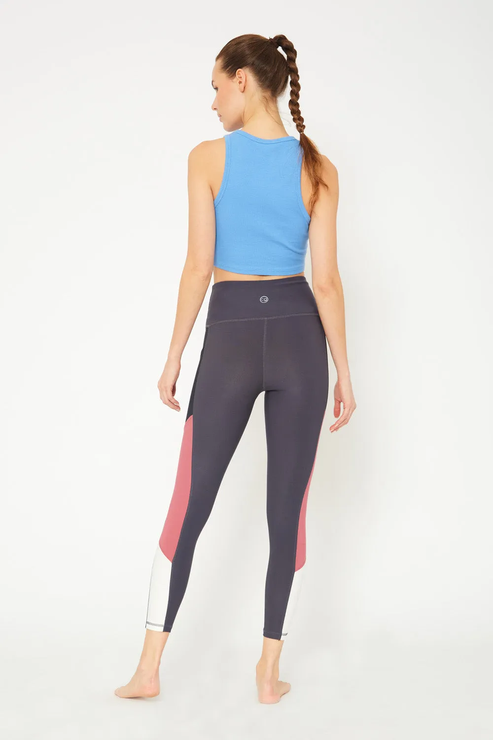 Cover Girl label mid rise 7/8 leggings