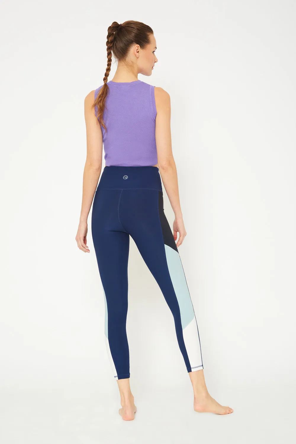 Cover Girl label mid rise 7/8 leggings
