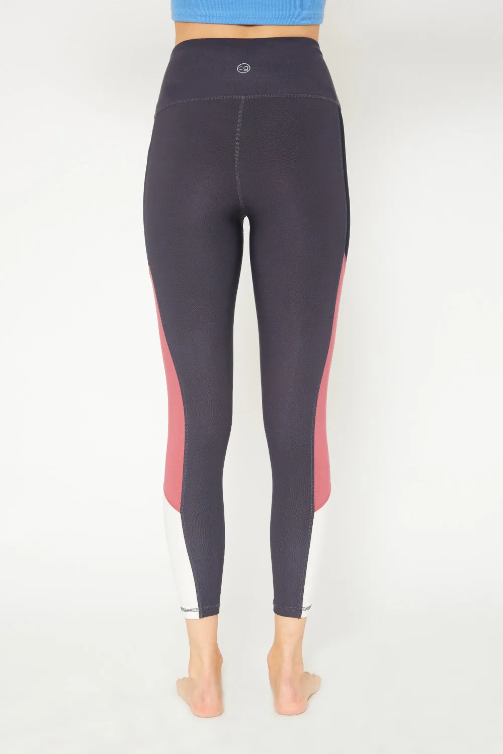 Cover Girl label mid rise 7/8 leggings