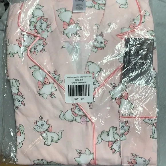 DISNEY THE ARISTOCATS Marie SLEEP SHIRT!
