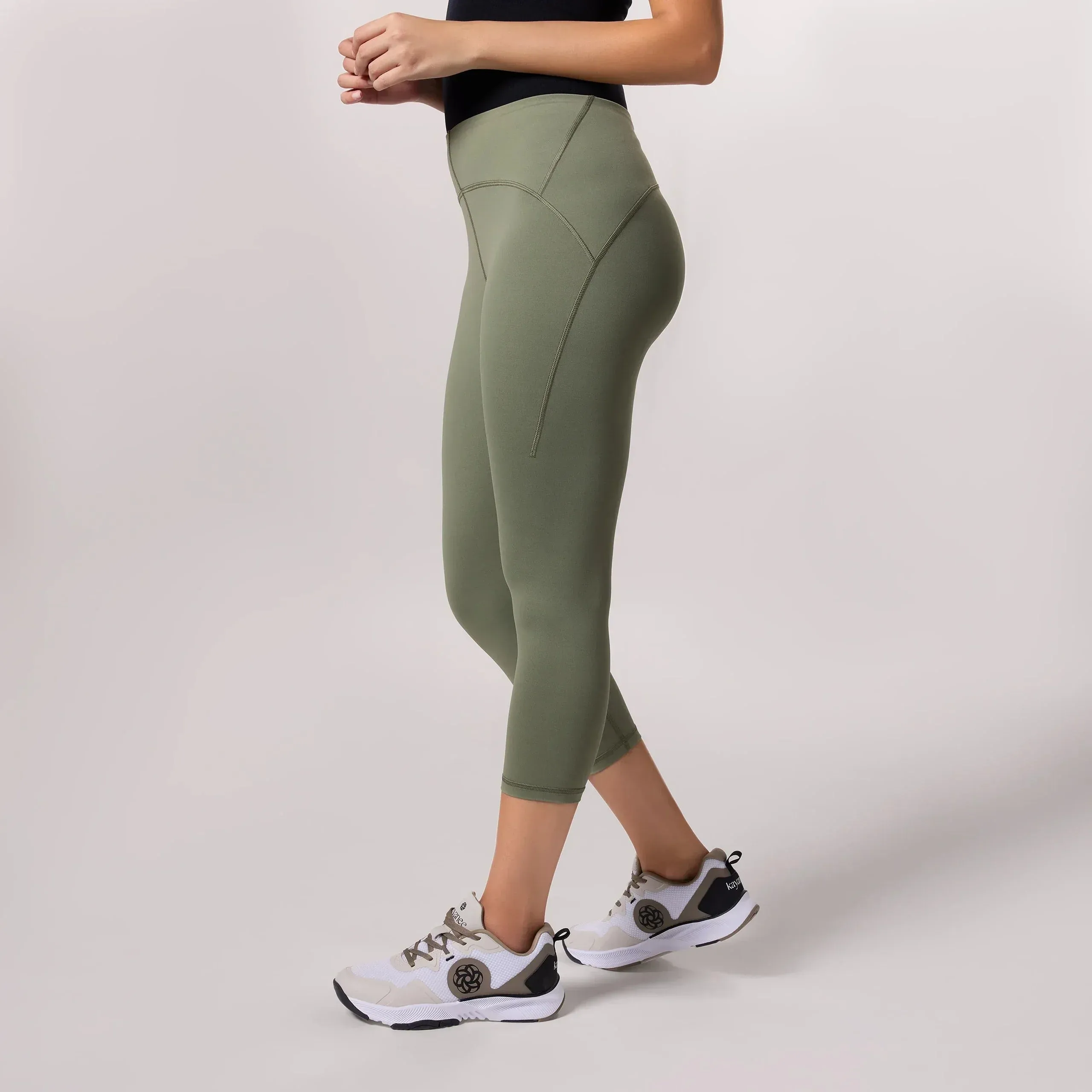 Freestyle Cropped Legging - CORE MUSK GREEN