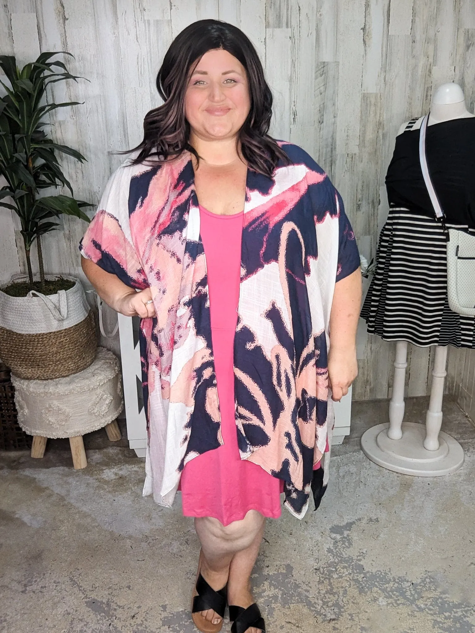 Gena Abstract Floral Print Kimono in Pink   Navy