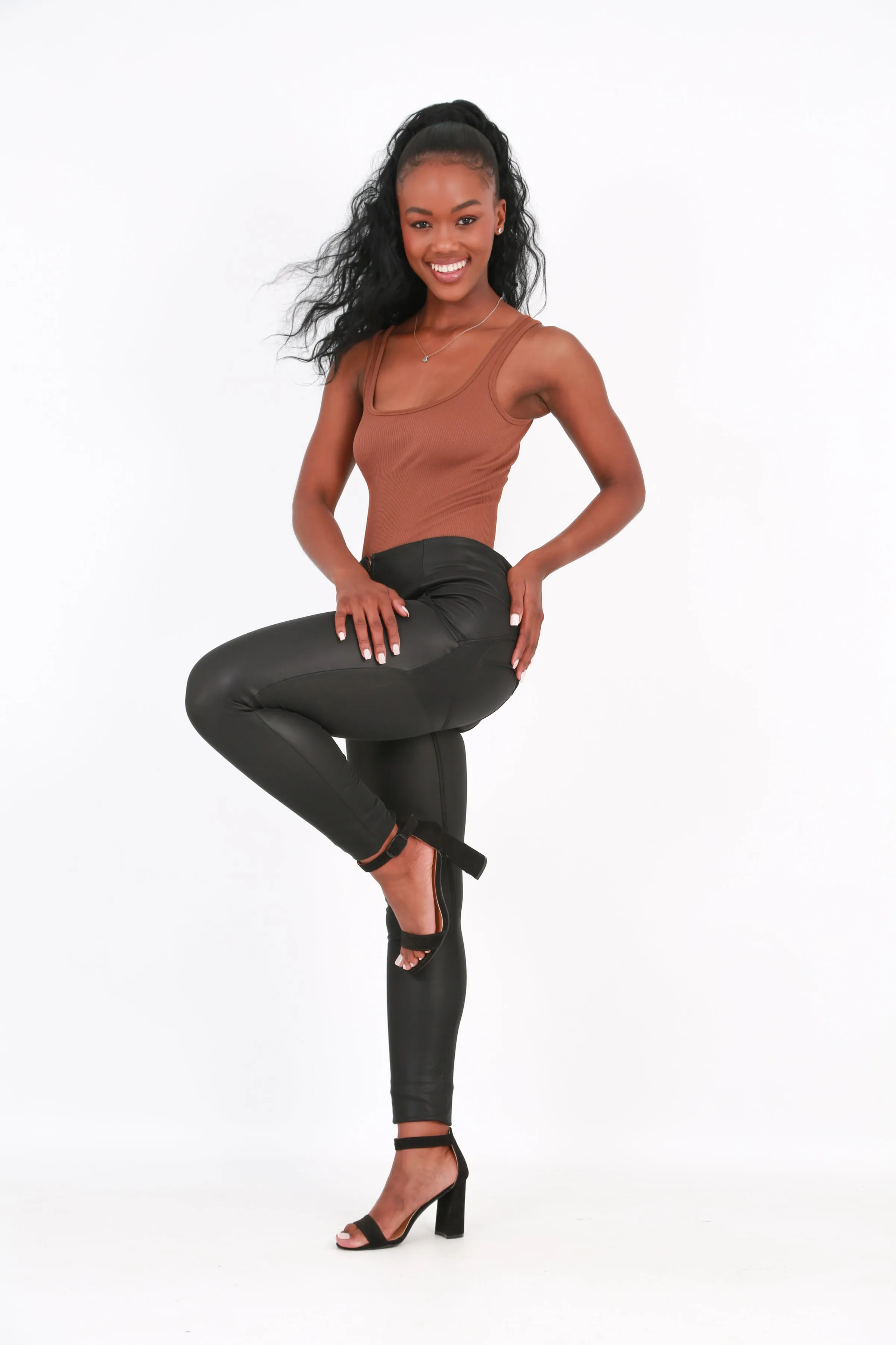 High Waist Butt Shaping leather stretch pants - matt black faux