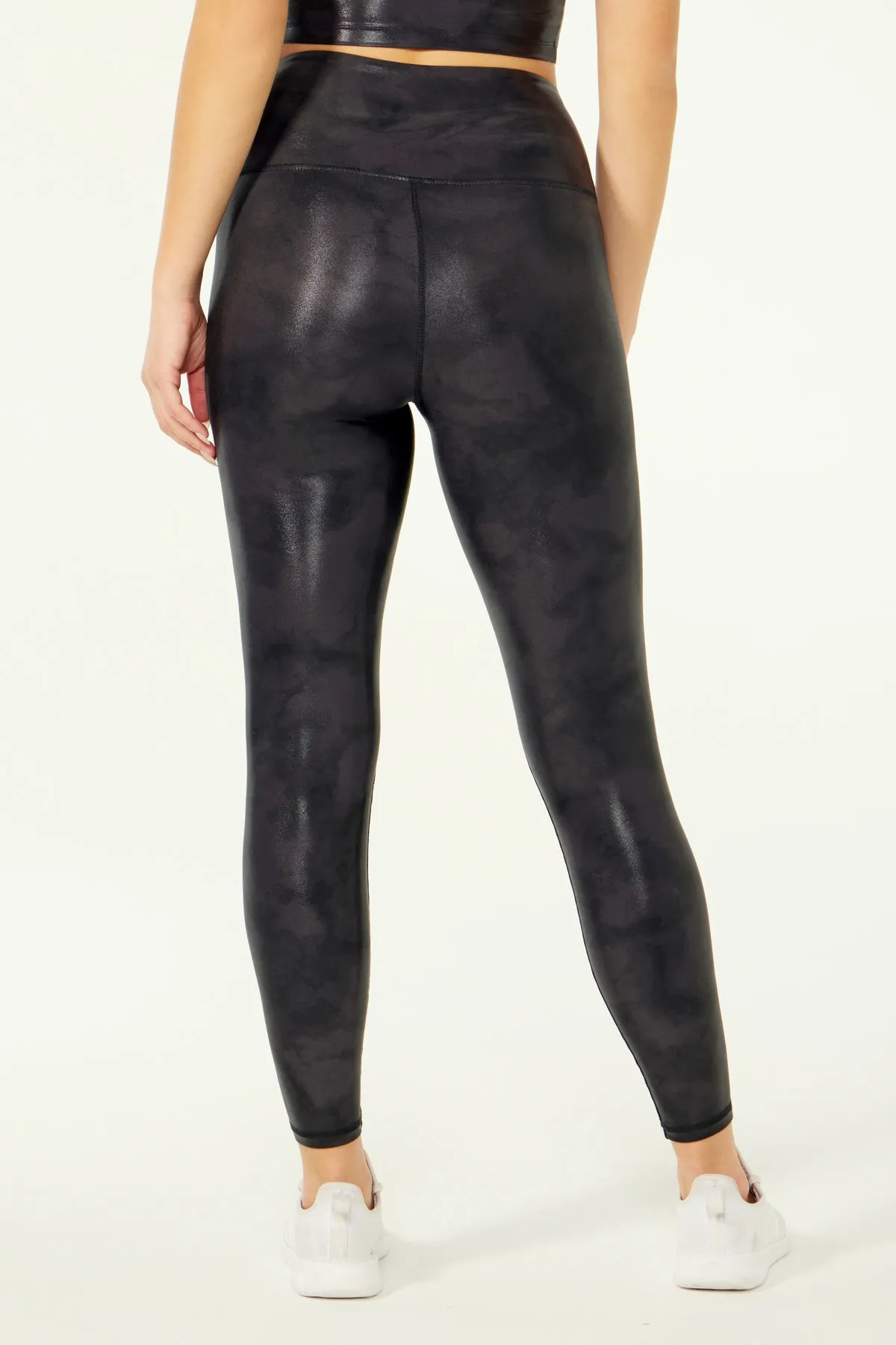 Isla Legging (Black Ombre Matte Foil)