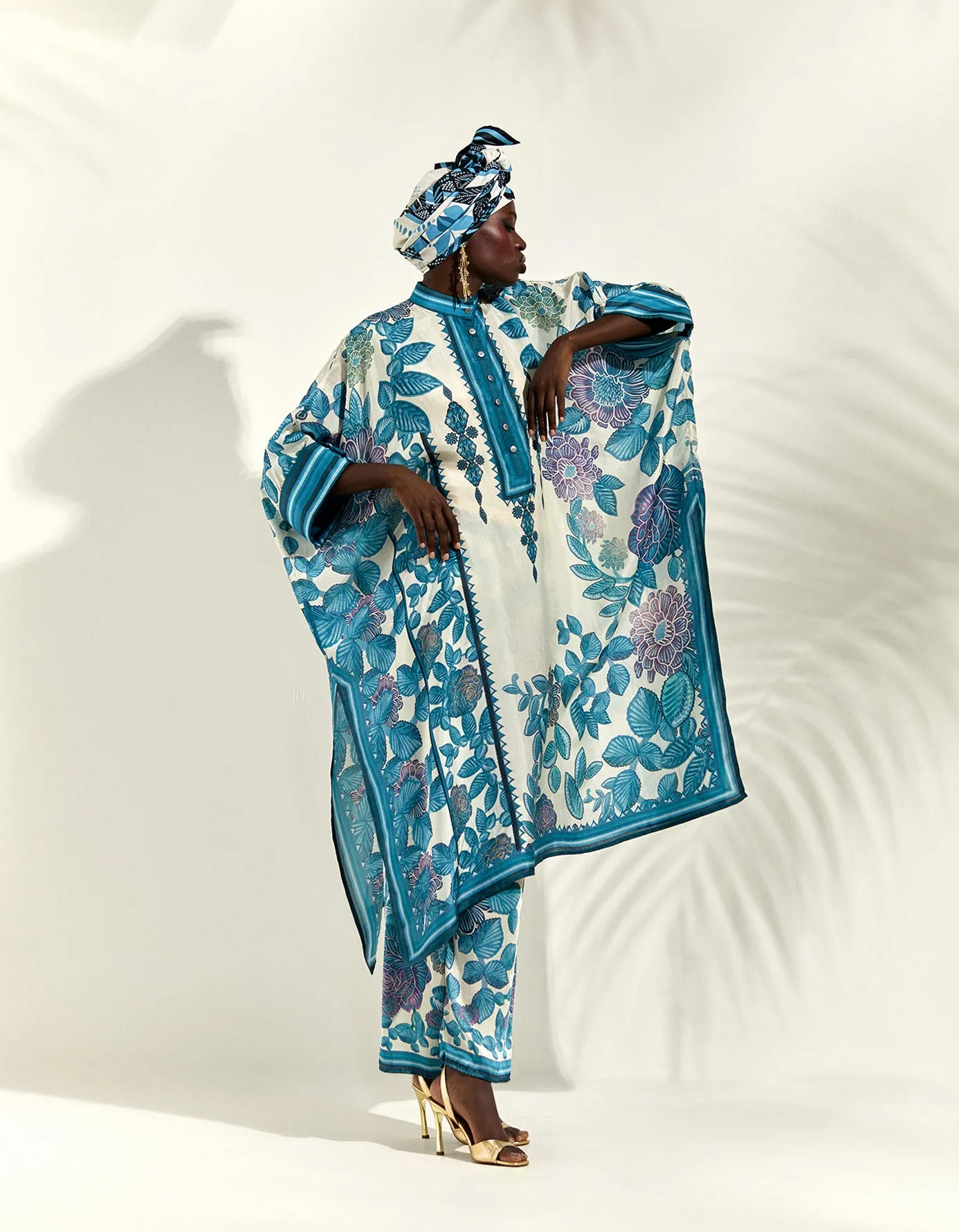 Jamaica : Chantelle - Ivory/Blue