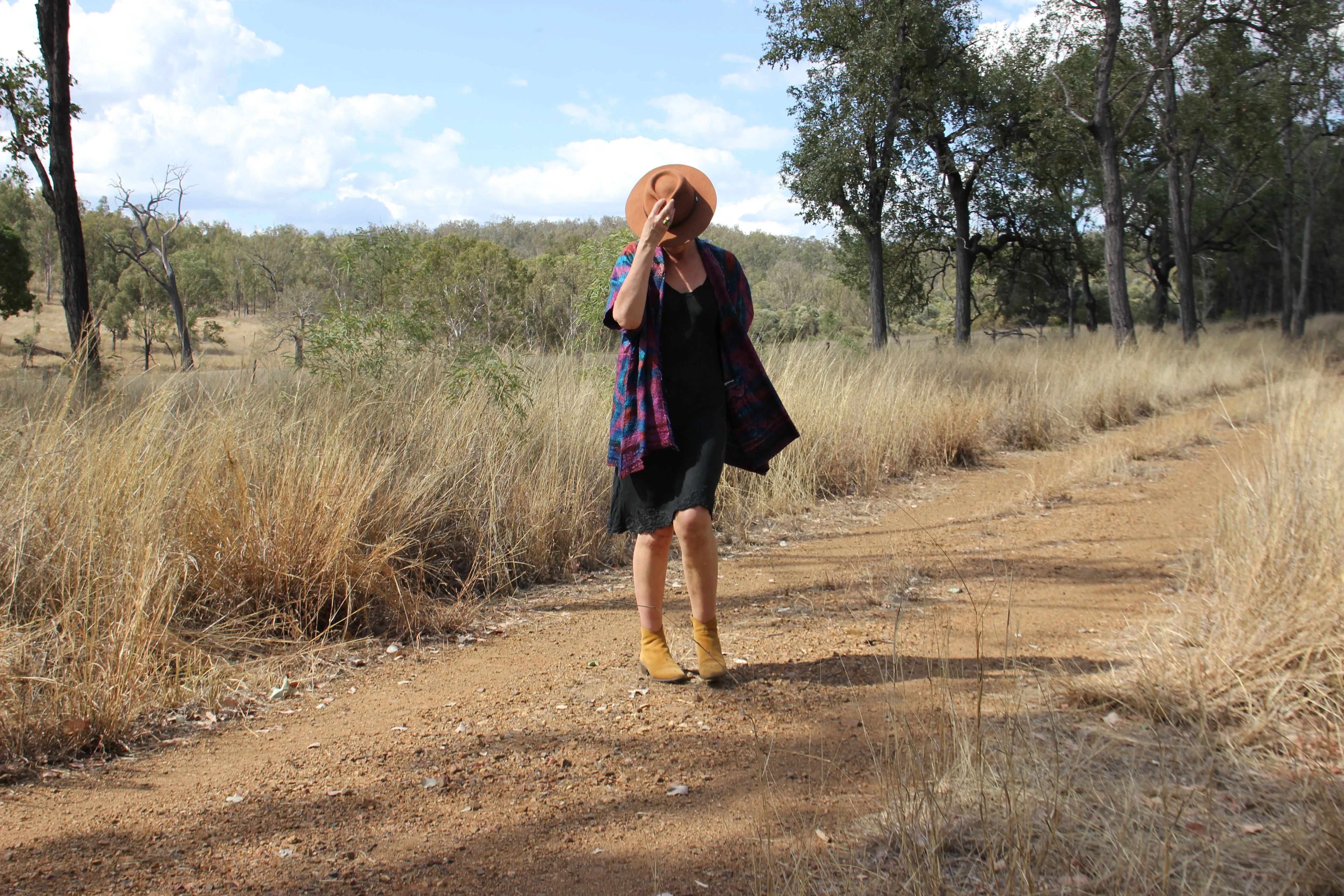 Kimono - silk reversible featuring hand stitching and pockets - Spheres