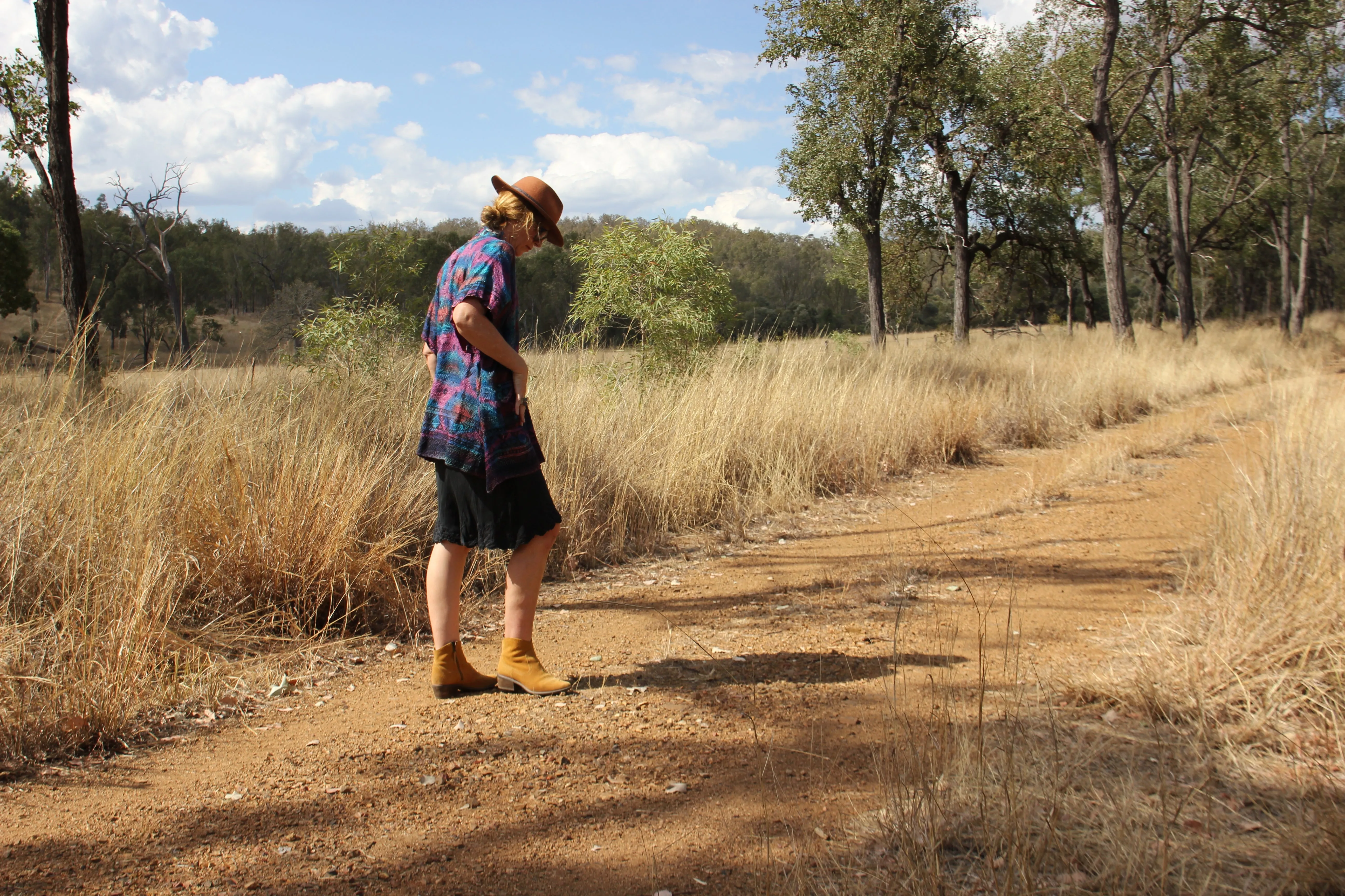 Kimono - silk reversible featuring hand stitching and pockets - Spheres