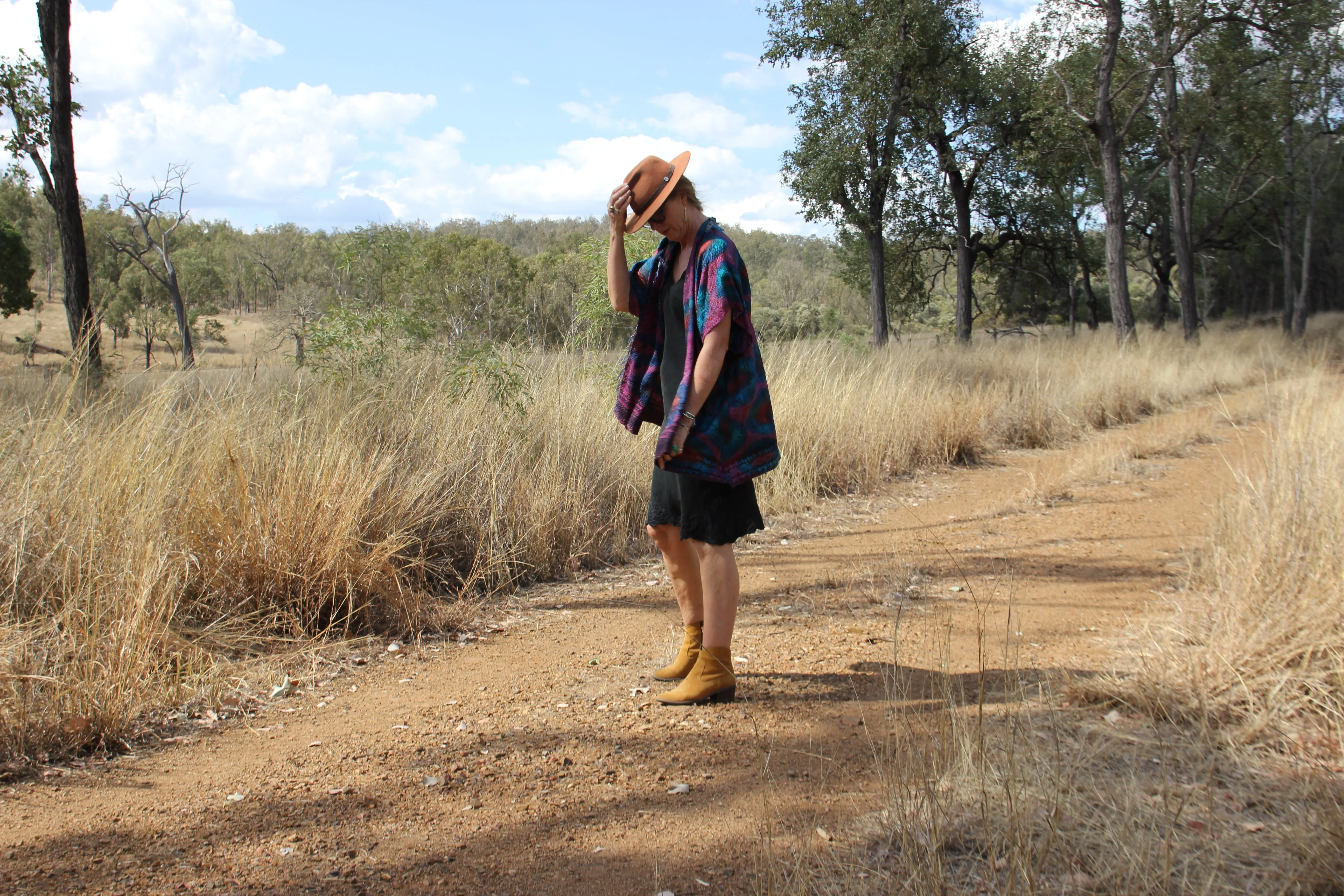 Kimono - silk reversible featuring hand stitching and pockets - Spheres