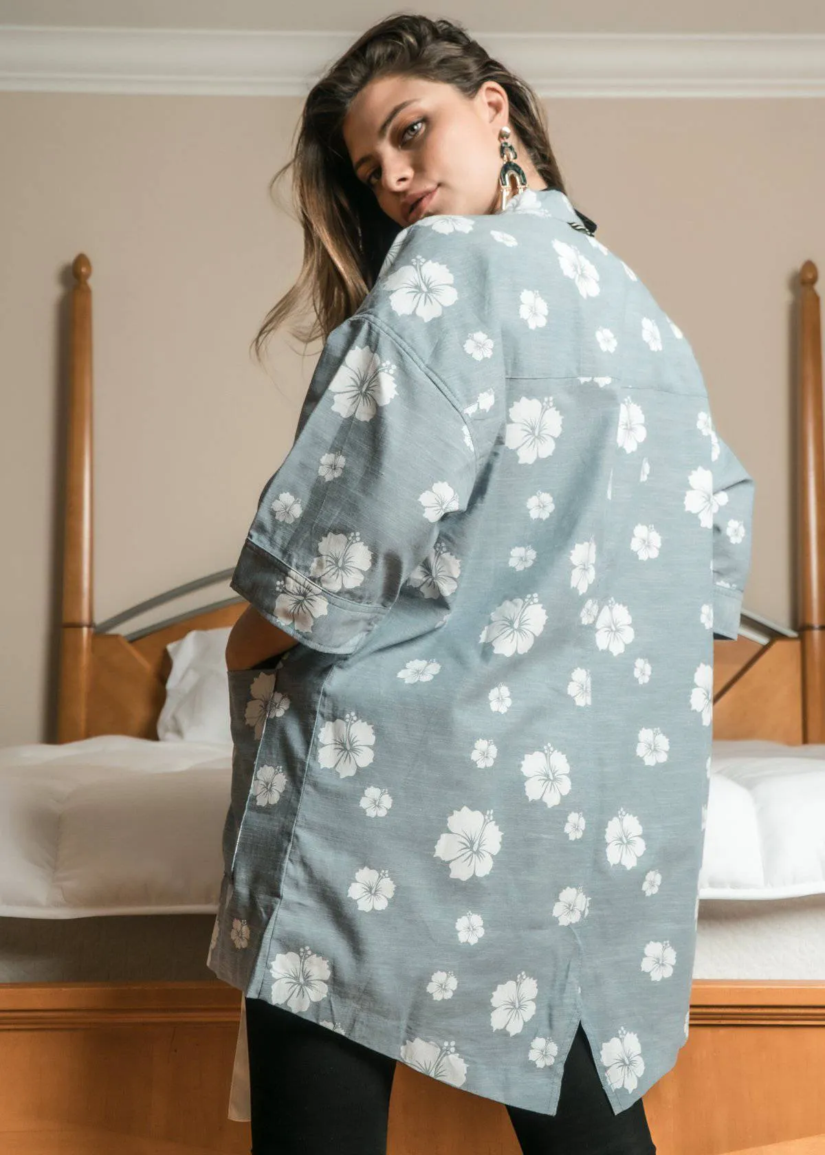 Konus Men's Floral Kimono Shirt in Blue