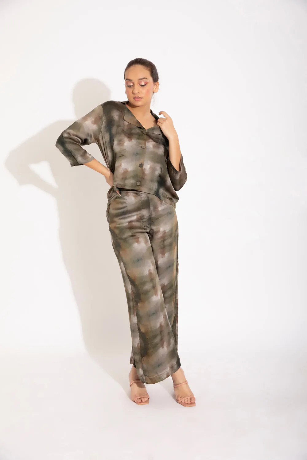 Lapelled Shirt And Pants
