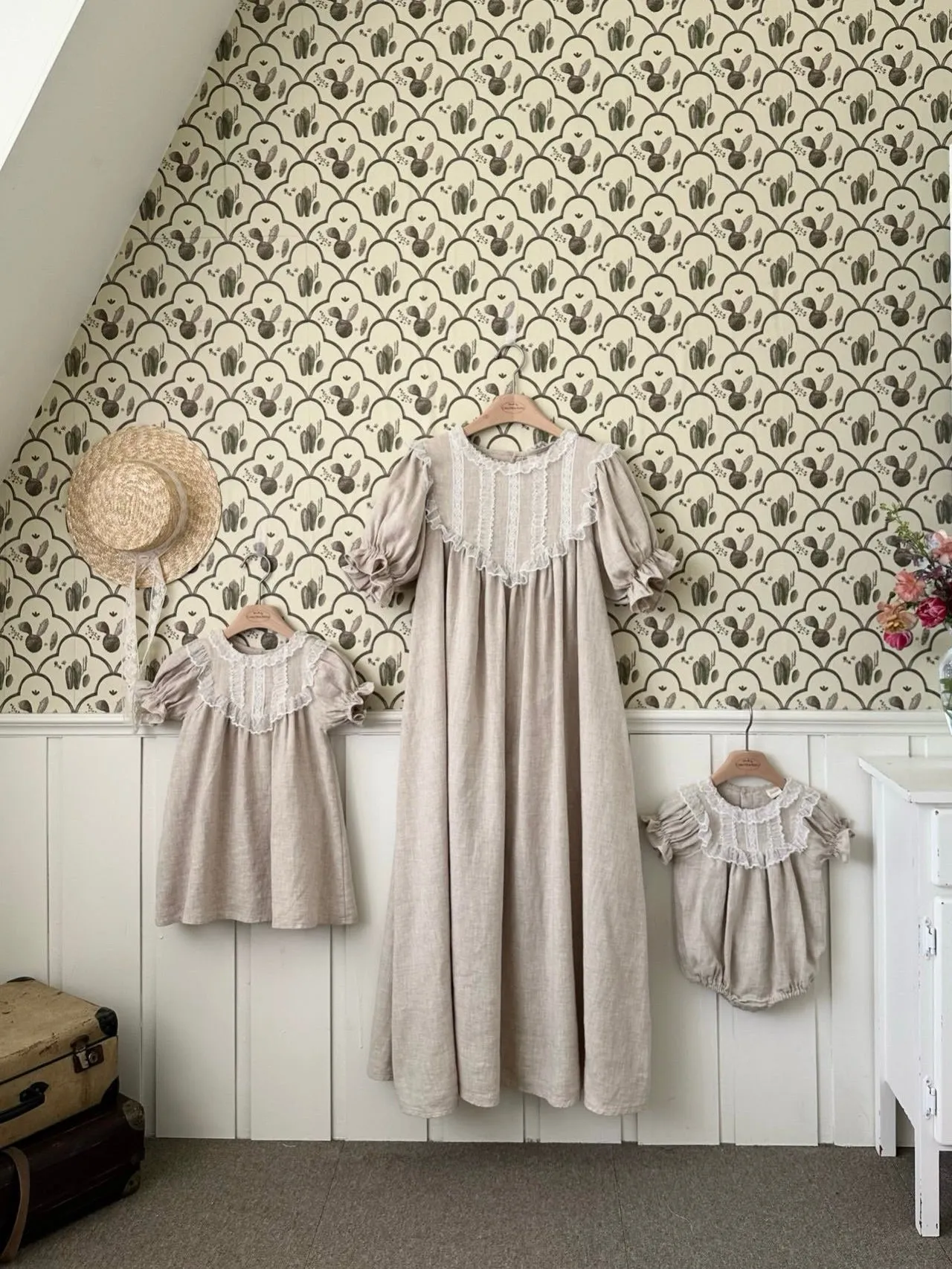 Lumiere rompers
