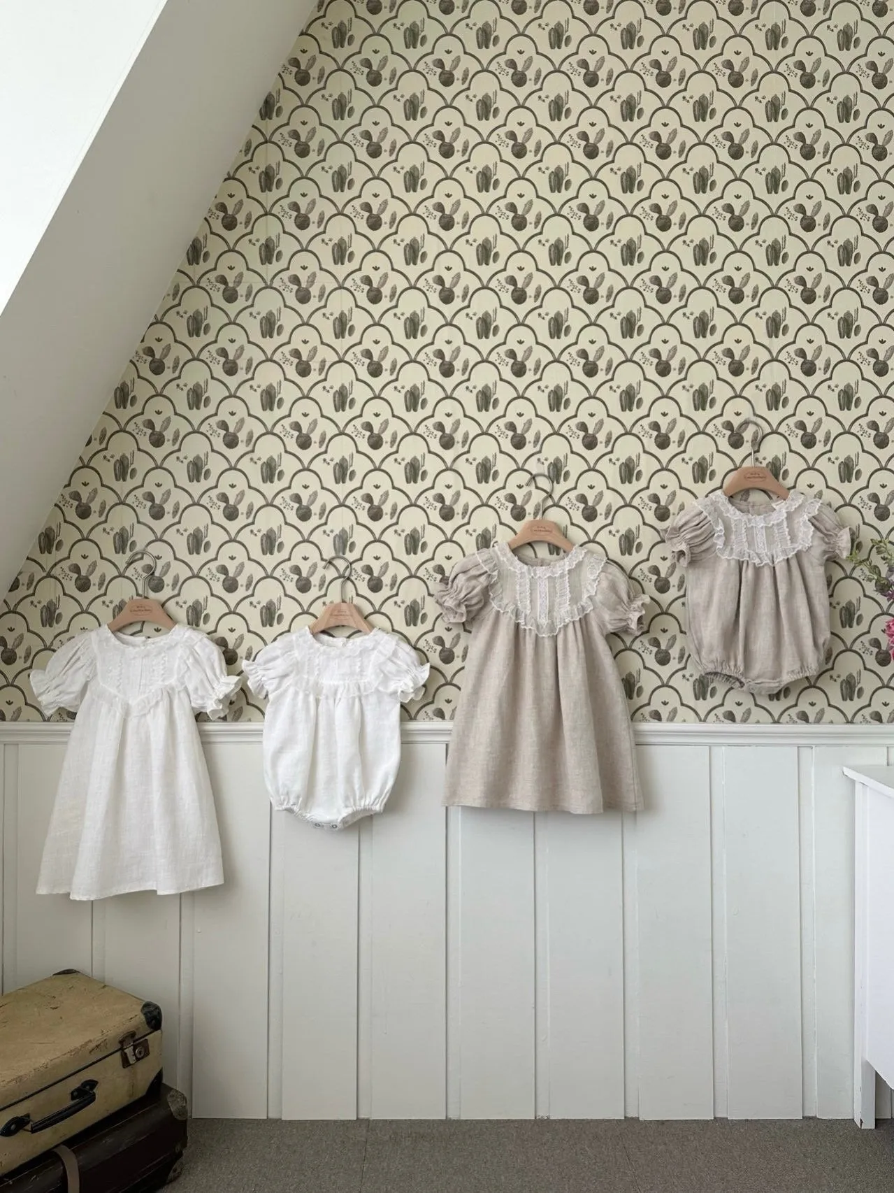 Lumiere rompers