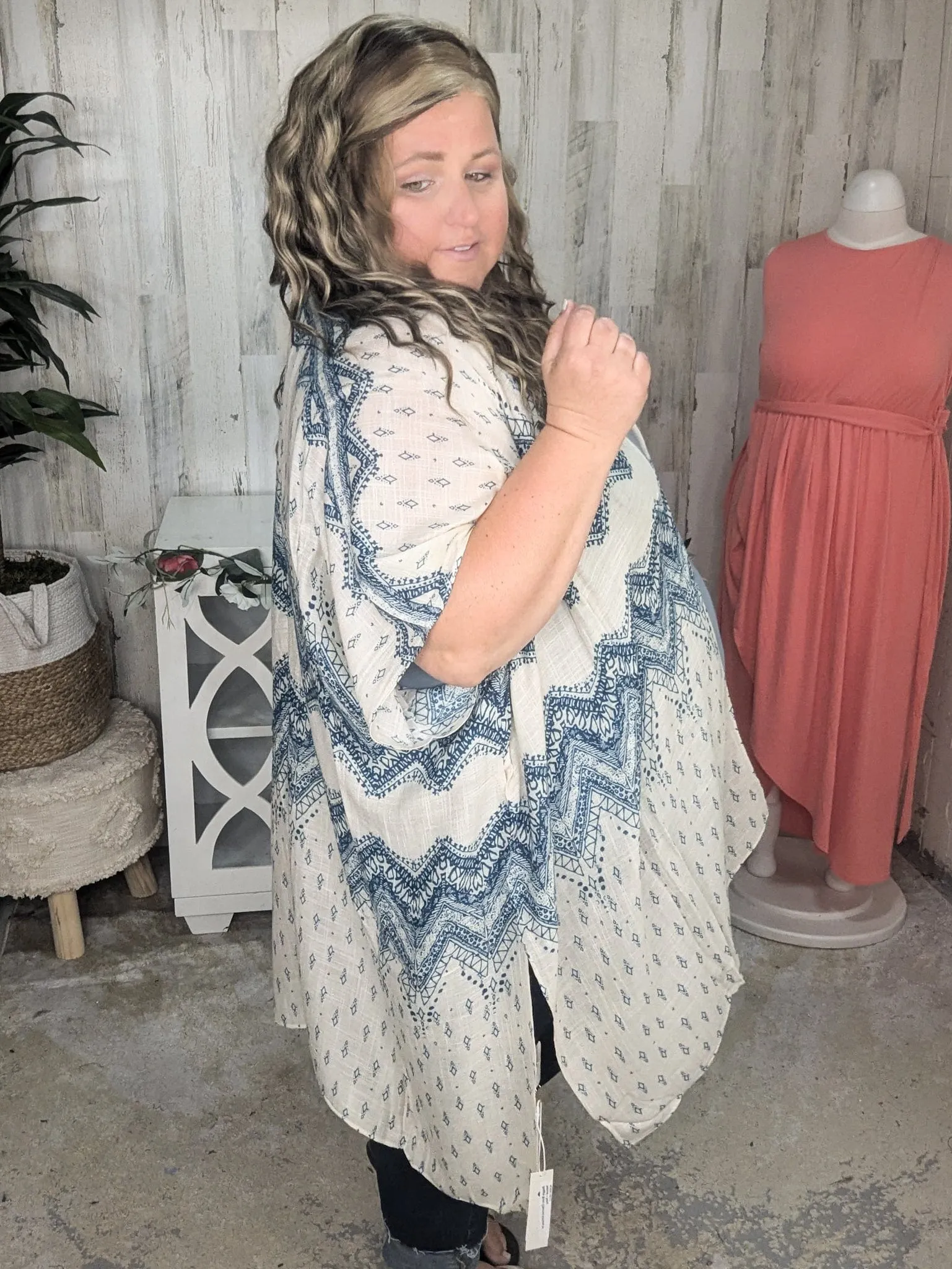 Maggie Boho Chevron Kimono in Natural   Navy