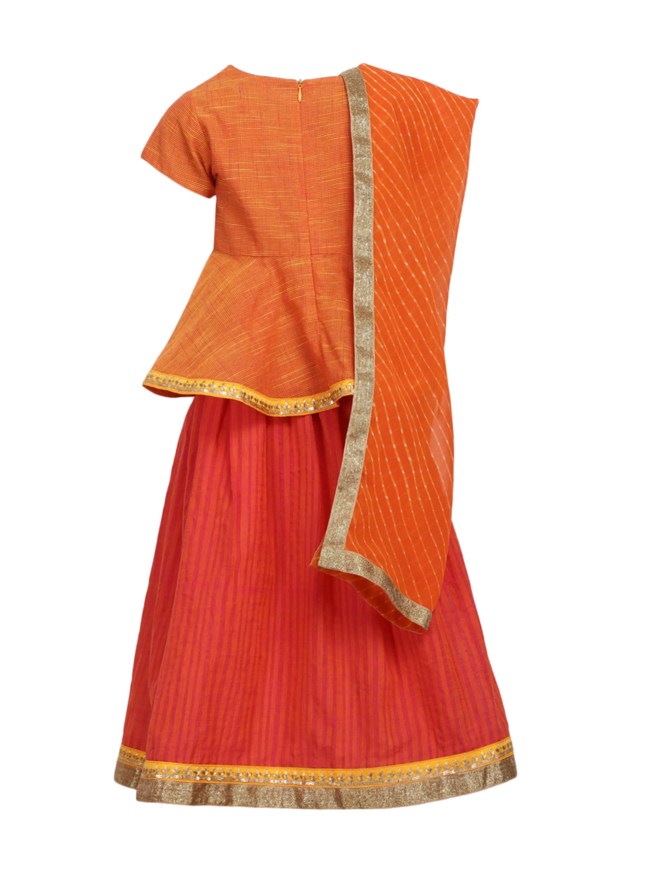 Manglagiri Lehnga