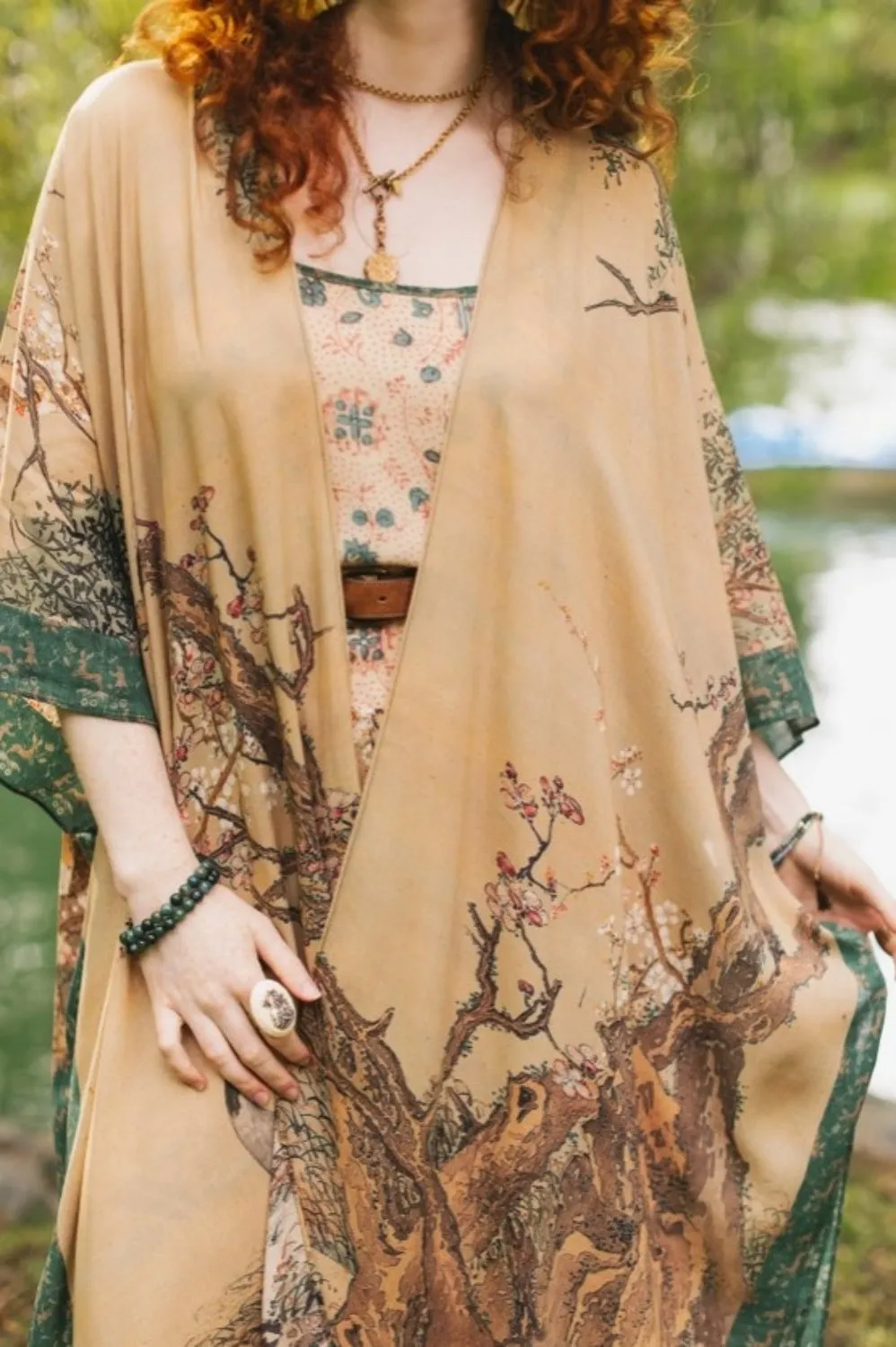 MARKET OF STARS FABLE BOHEMIAN GODDESS STARDUSTER KIMONO WITH DEER   MOON