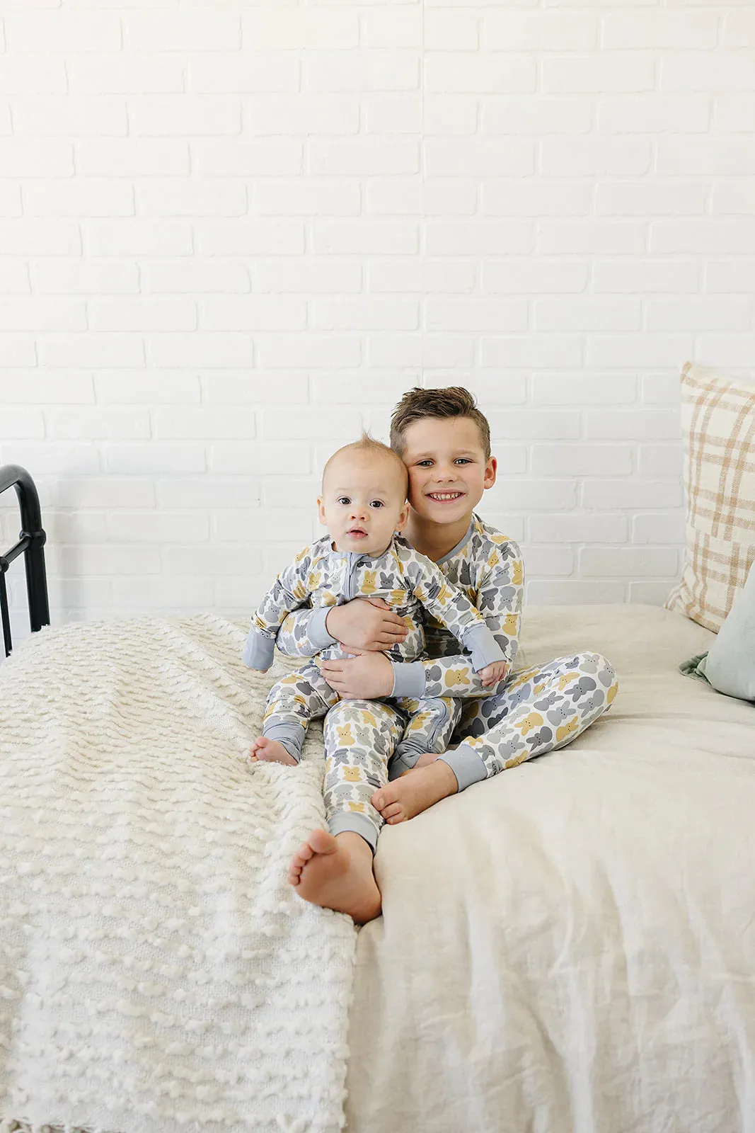 Mebie Baby  Bamboo Easter Bunny Zipper Sleeper
