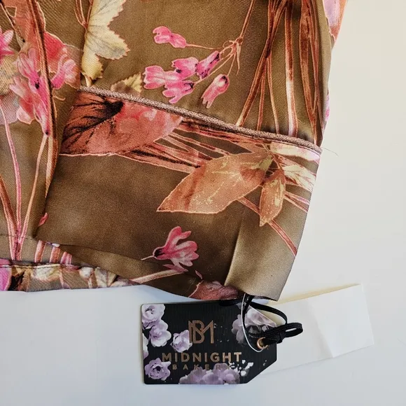 Midnight Bakery  Lovefest Satin Pajama Set Size Small