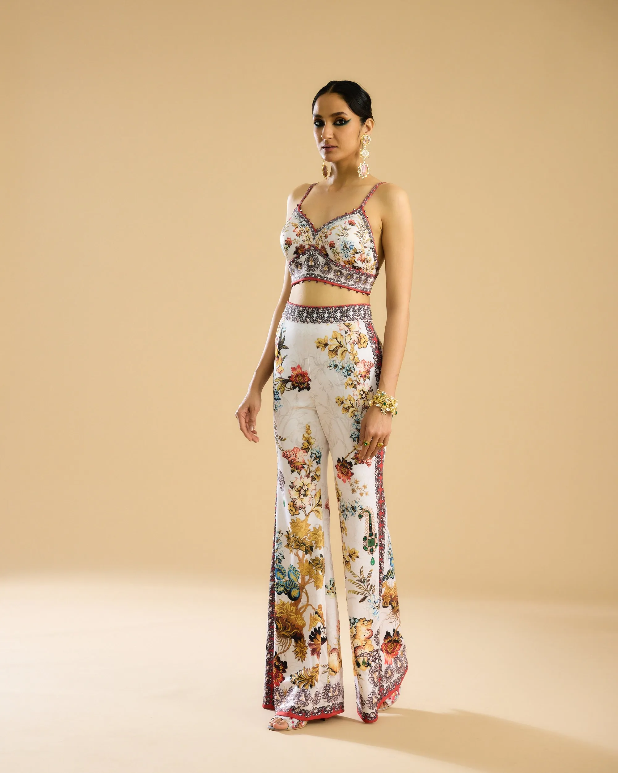Nizam : Freya - Ivory/Red
