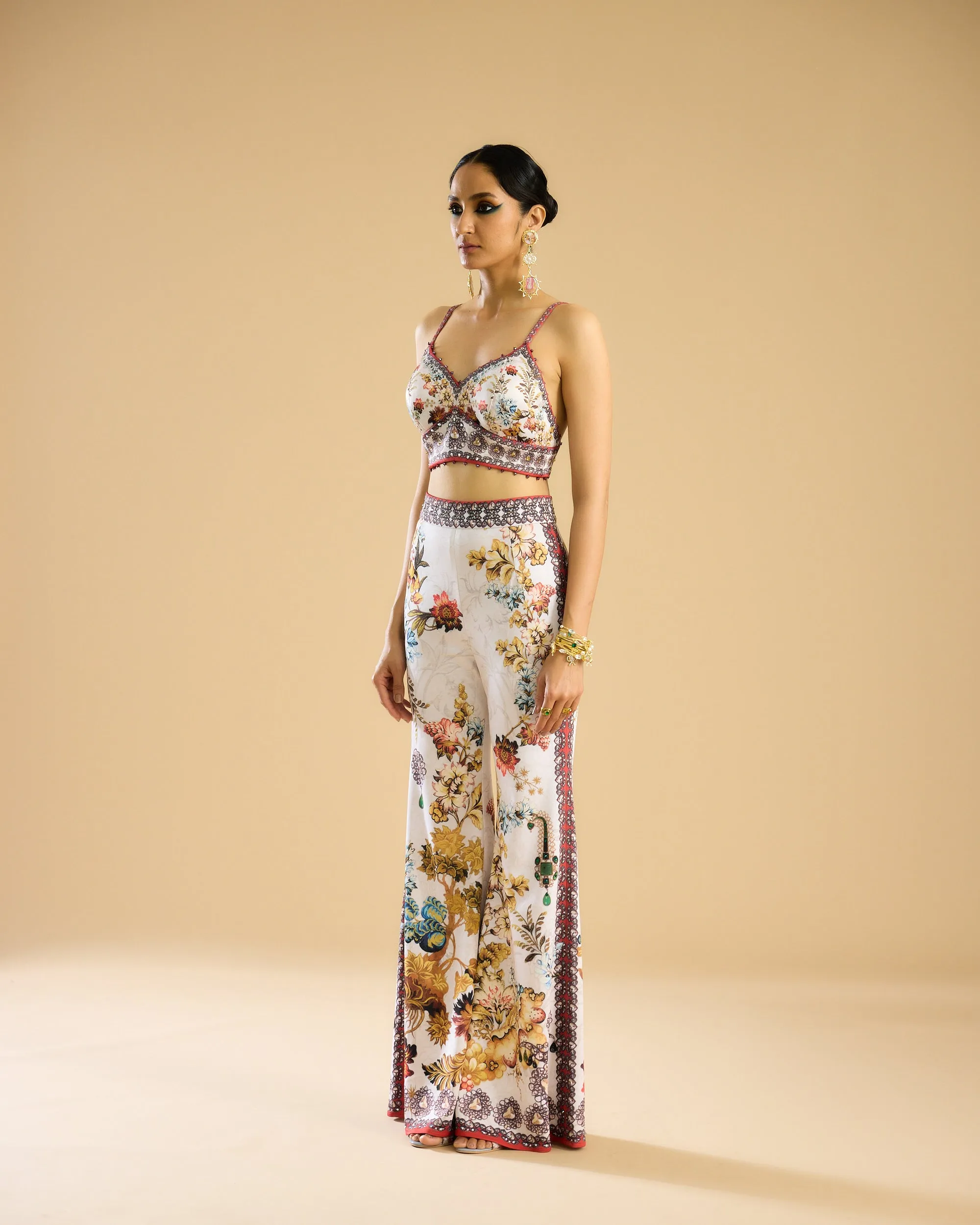 Nizam : Freya - Ivory/Red