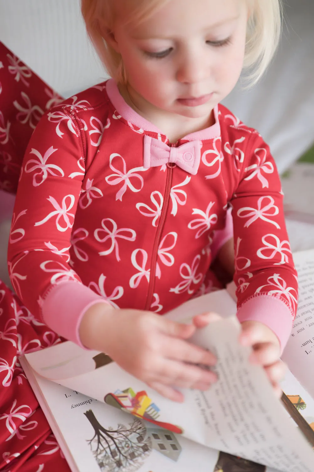 Noelle's Night Night - Bustling Bows with Hamptons Hot Pink