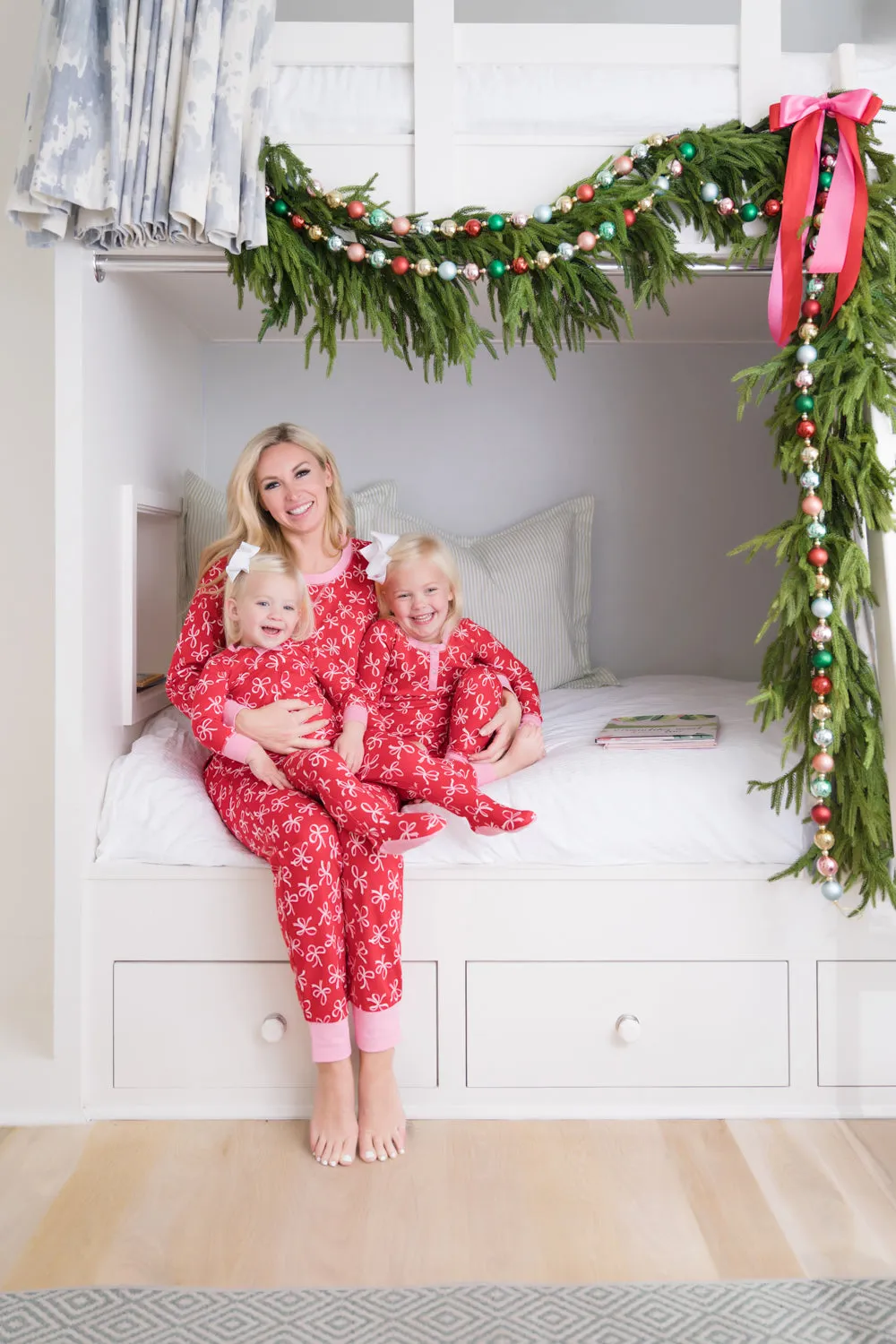 Noelle's Night Night - Bustling Bows with Hamptons Hot Pink
