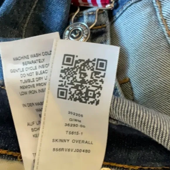 NWOT  True Religion  Skinny Denim overalls. RN112790 202206   Red Straps SzXS