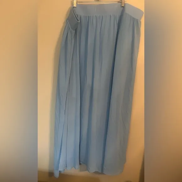 NWT Torrid Maxi Chiffon Undershort Skirt Blissful Blue Torrid Size 4X