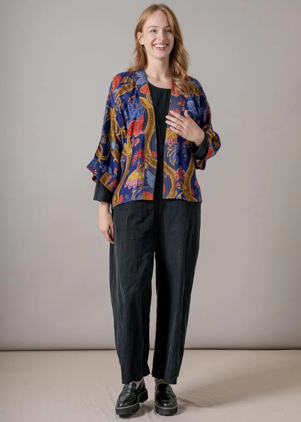 One Hundred Stars Climbing Peacock Short Kimono Royalblue