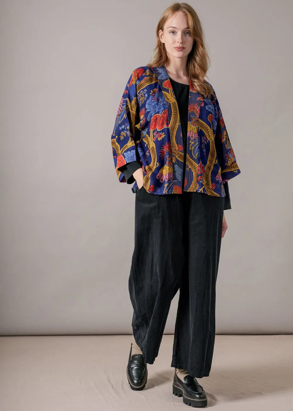 One Hundred Stars Climbing Peacock Short Kimono Royalblue