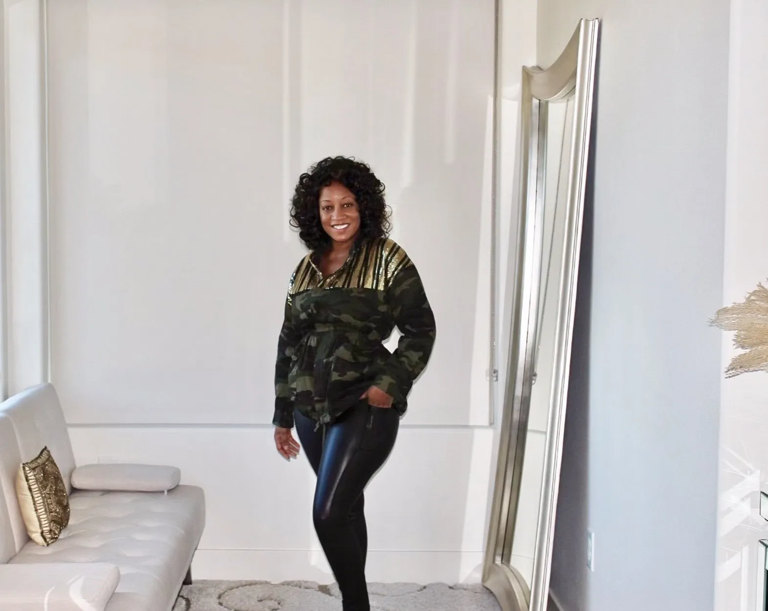 Oooo Pockets Faux Leather Leggings