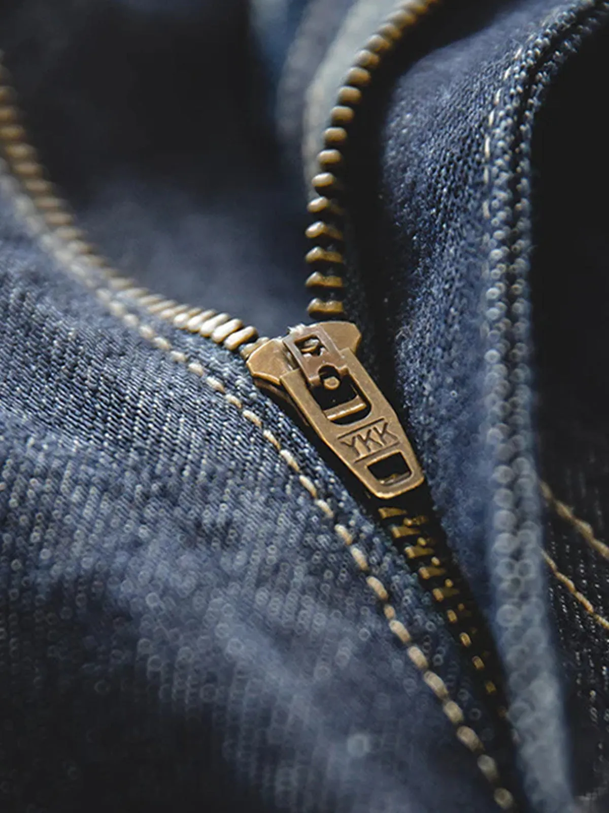 Pleated Tanned Jeans
