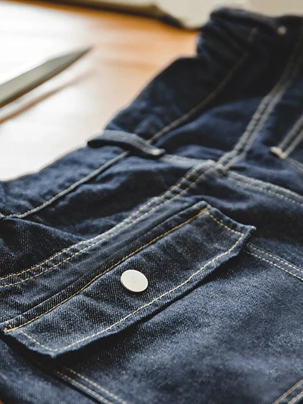 Pleated Tanned Jeans