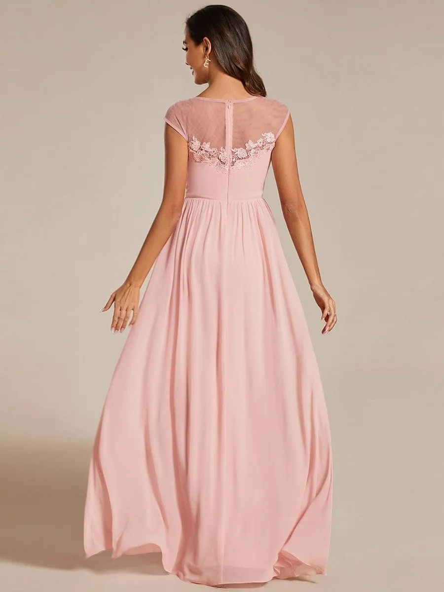 Robe de soirée trapèze à manches courtes et col rond en mousseline de soie avec imprimé sur les épaules(Vente finale)