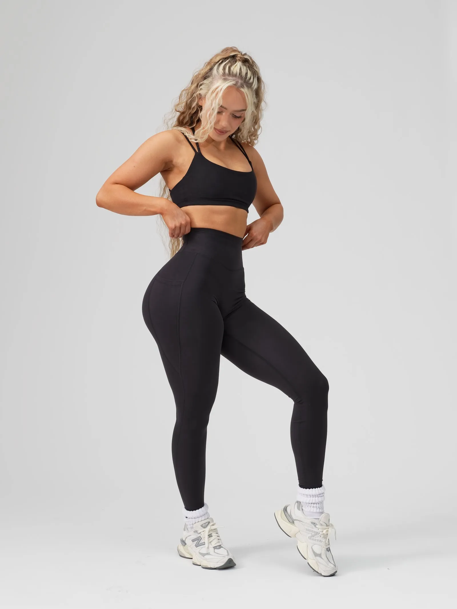 Rosa Pocket Legging - Onyx Black