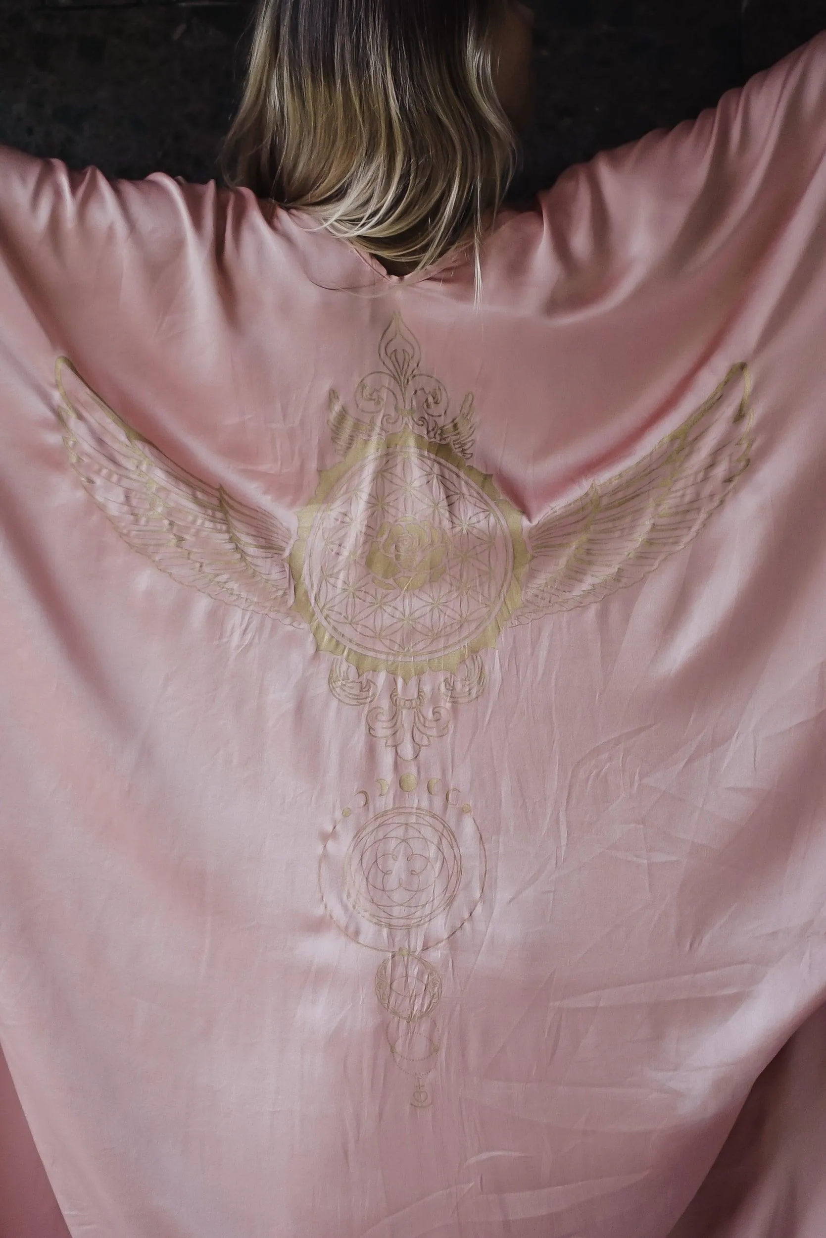Rose Lineage Robe