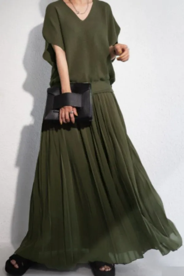 Round Neck Chiffon Hem Maxi Dress (Fit. up to 220lbs)